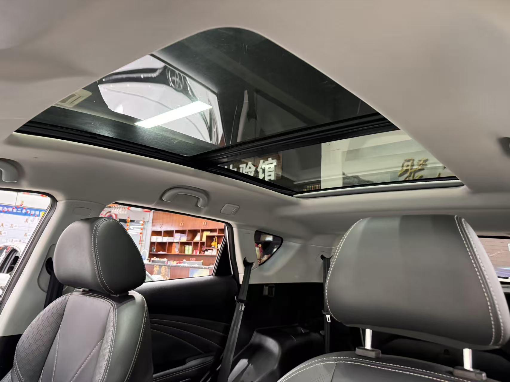 X70 2019 #6 X70 2019 car image #6