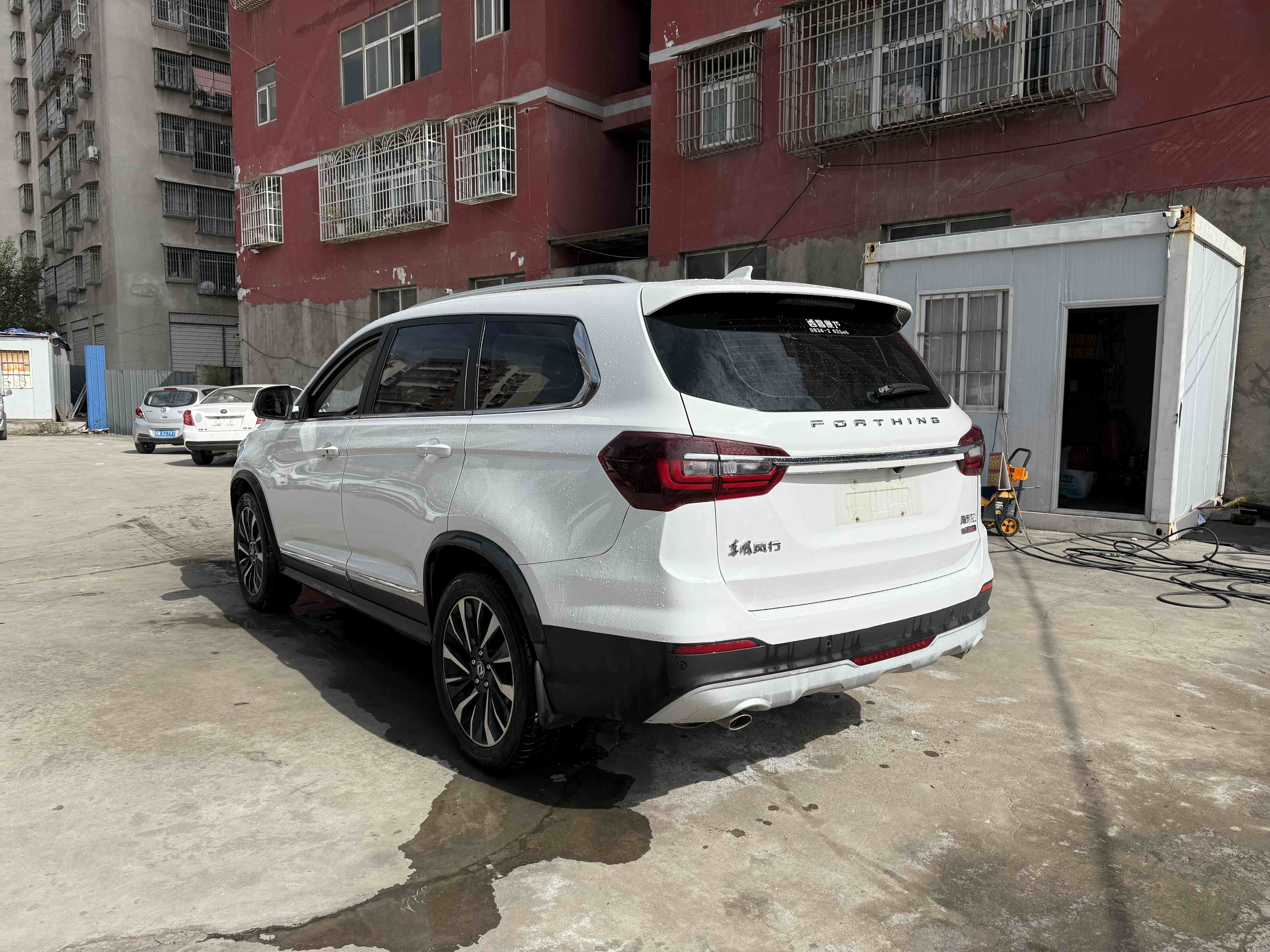 Forthing T5 L 2019 car image #6