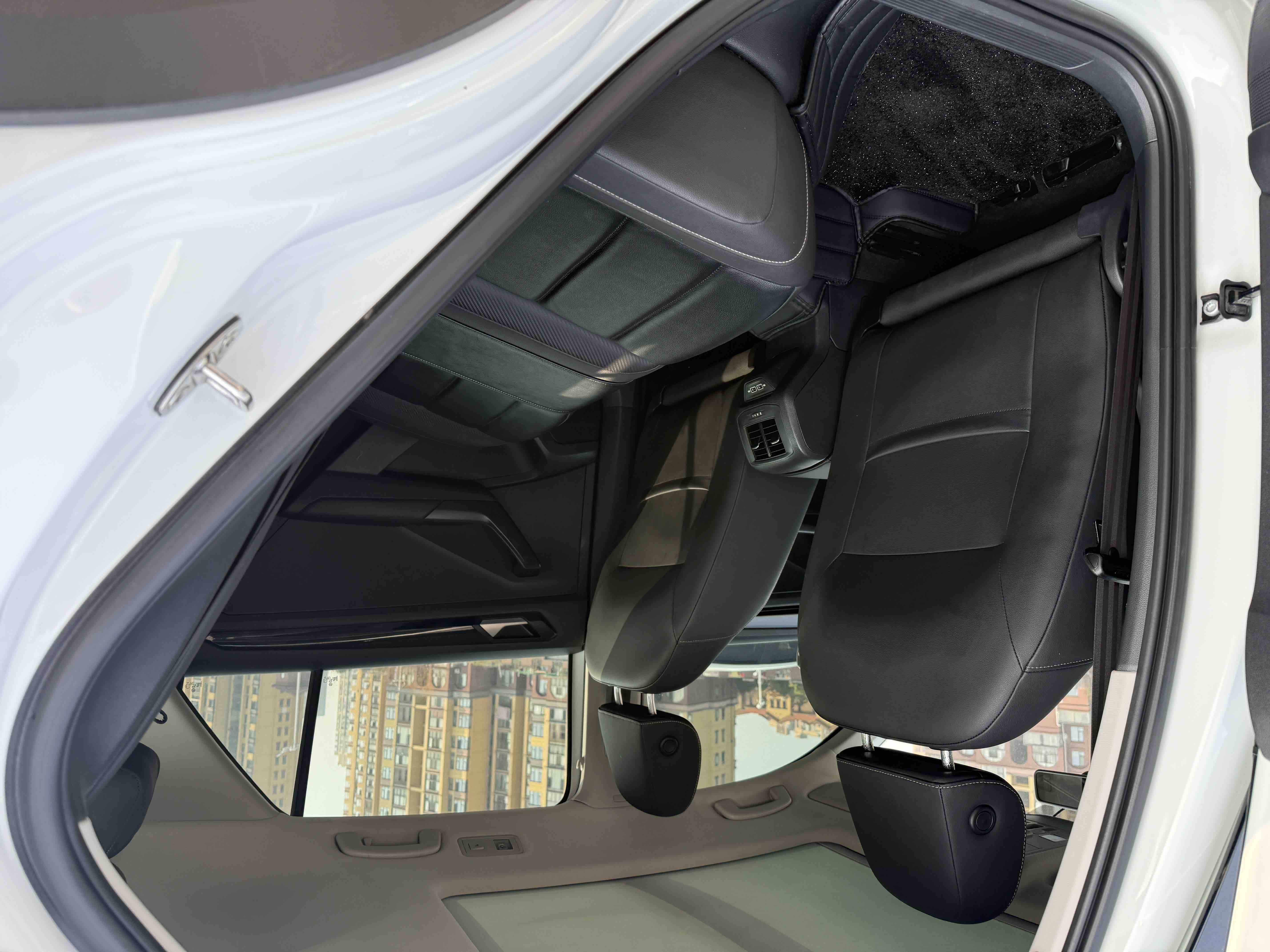 Volkswagen T-Roc 2019 #6 Volkswagen T-Roc 2019 car image #6