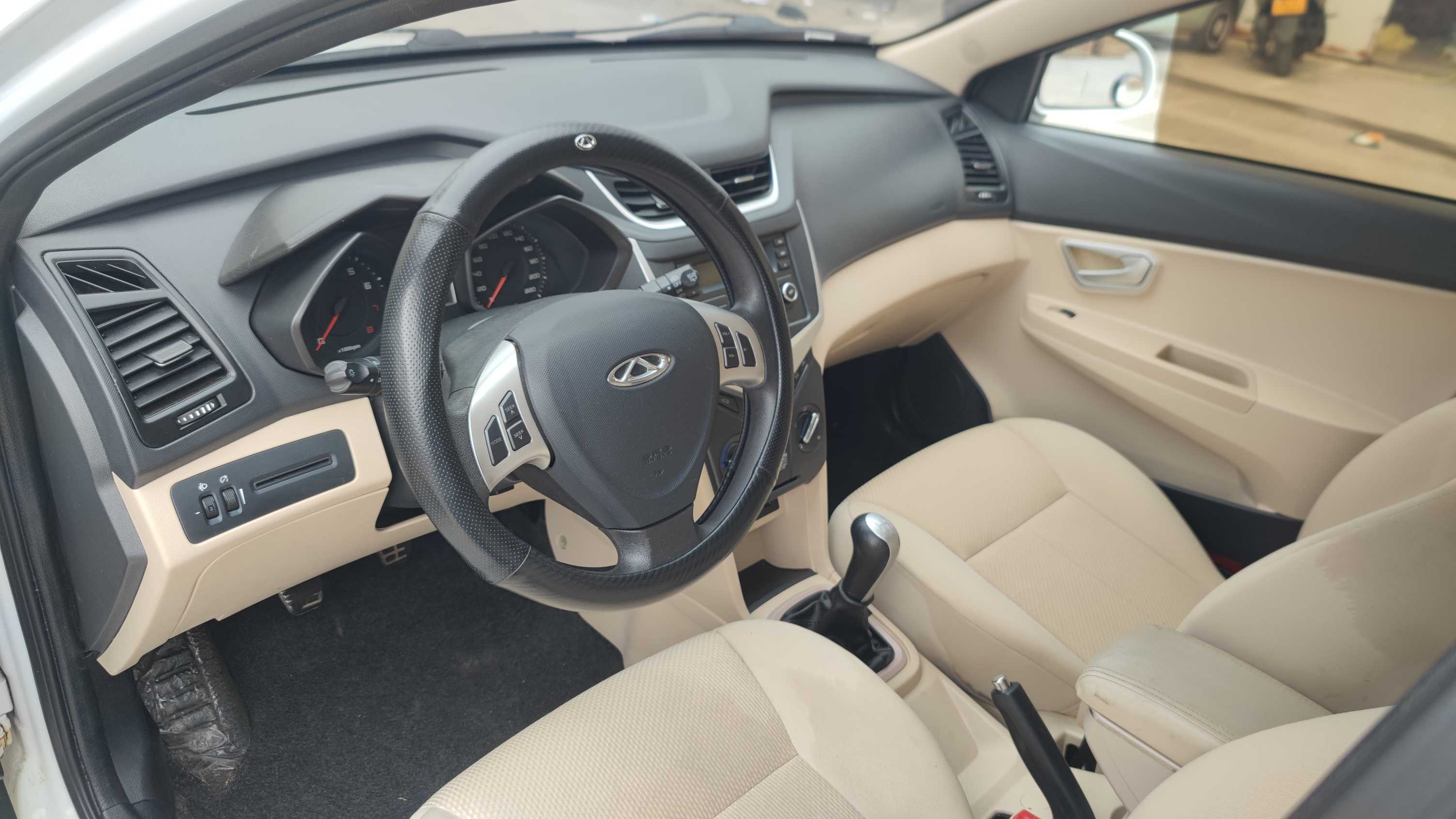 Chery Fulwin 2016 car image #6