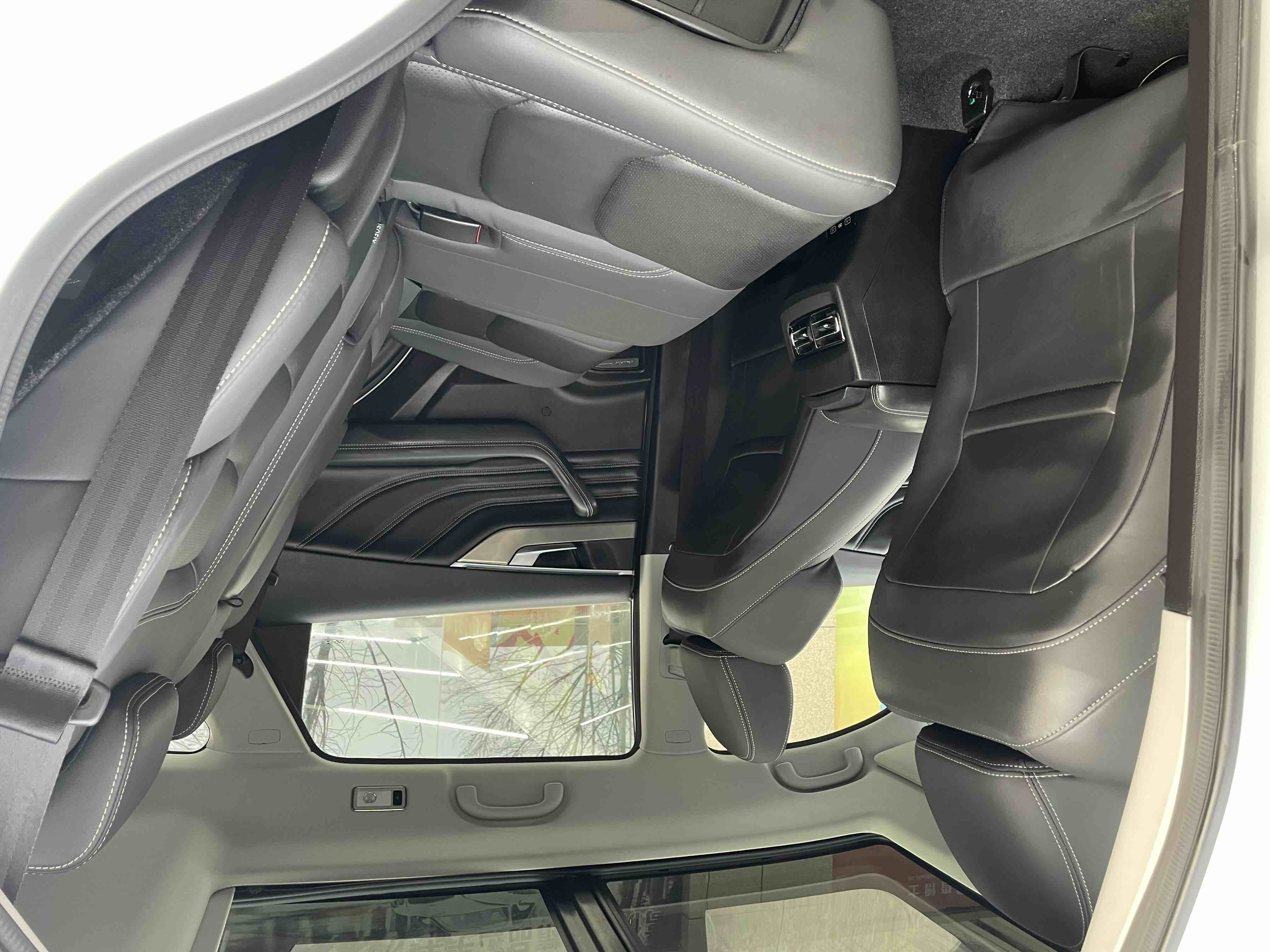 X70S 2019 #6 X70S 2019 car image #6