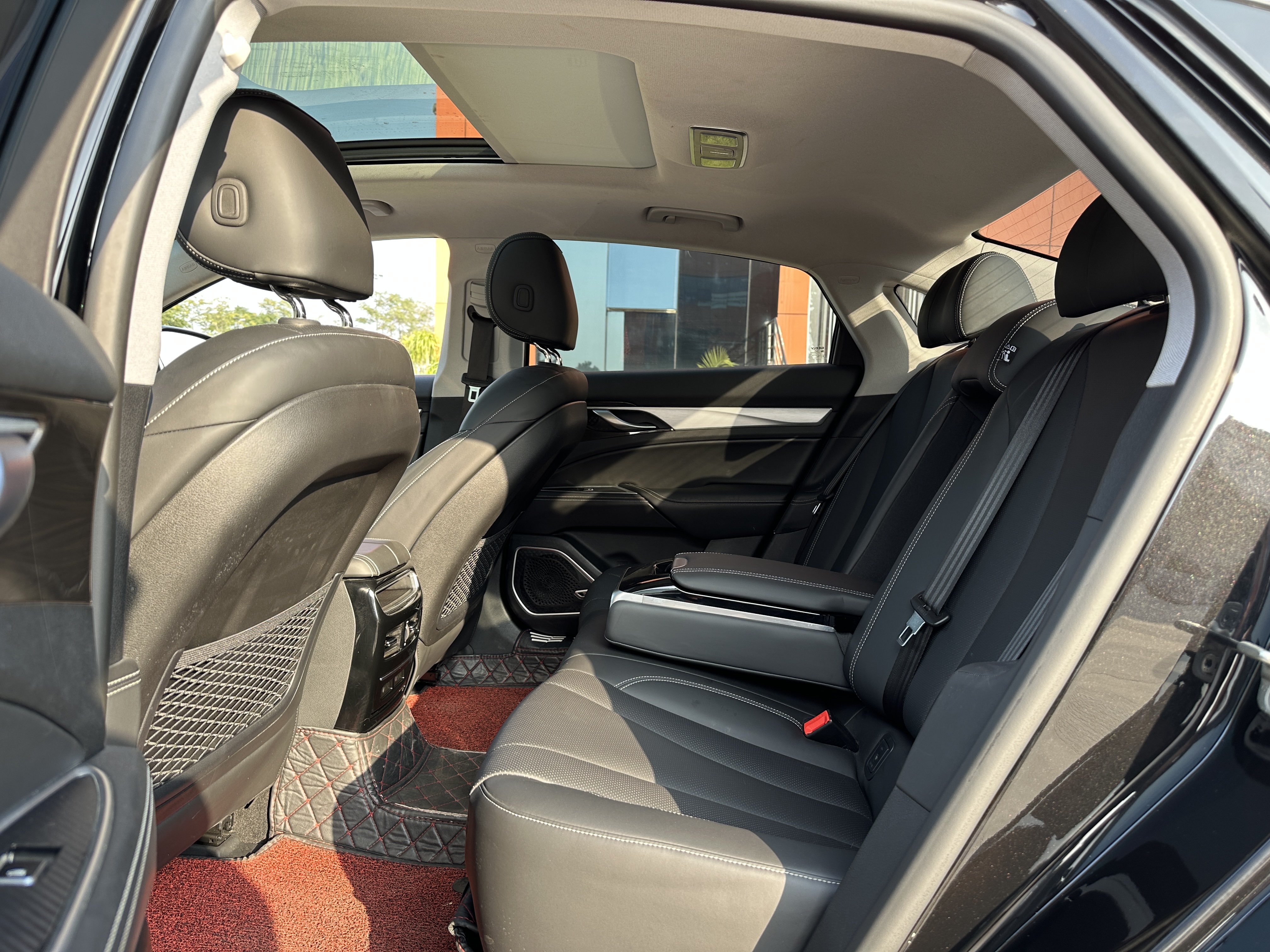 GEELY Ulion New Energy 2019 #6 GEELY Ulion New Energy 2019 car image #6