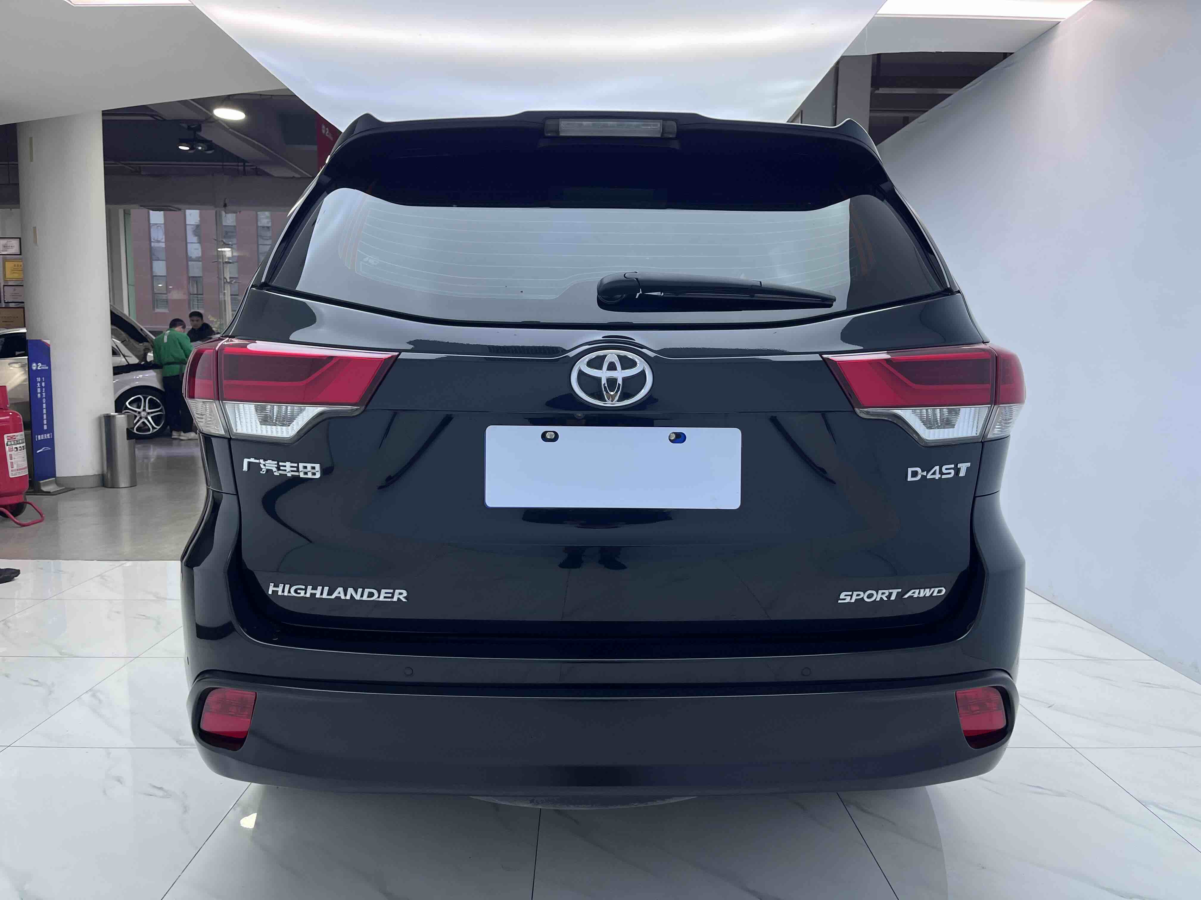 Toyota Highlander 2020 car image #6