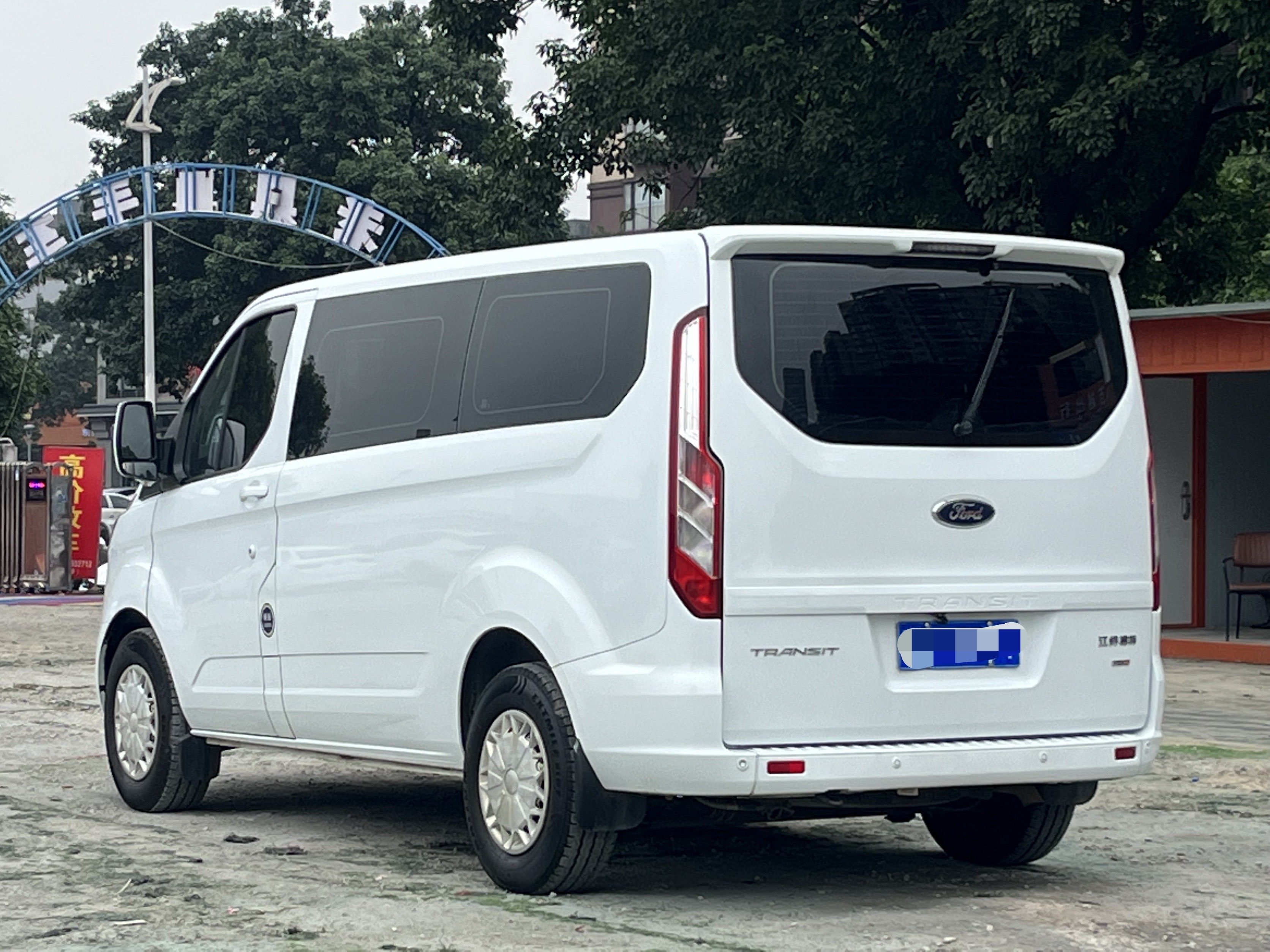 Ford Transit 2020 car image #6