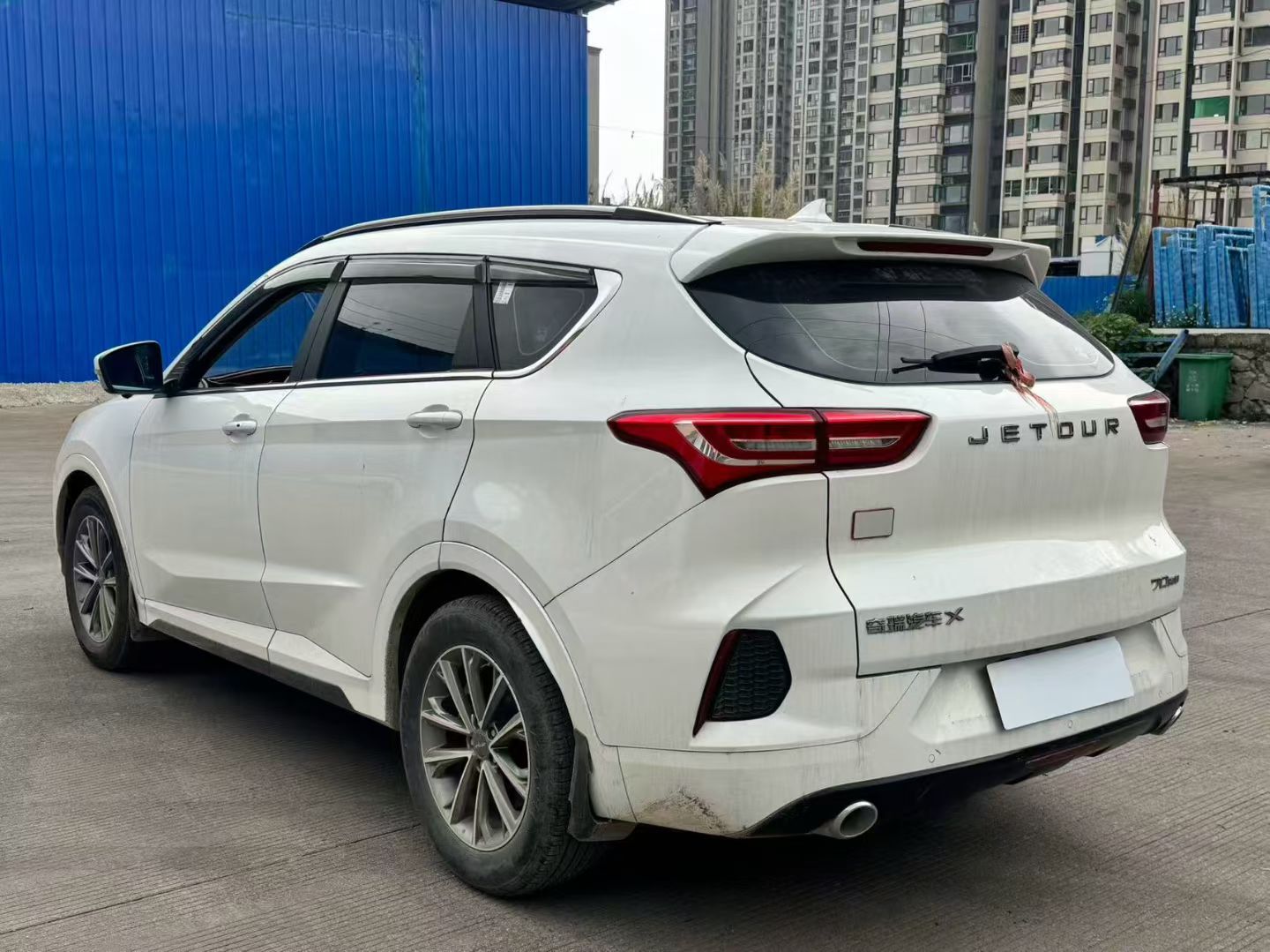 X70 2020 car image #6