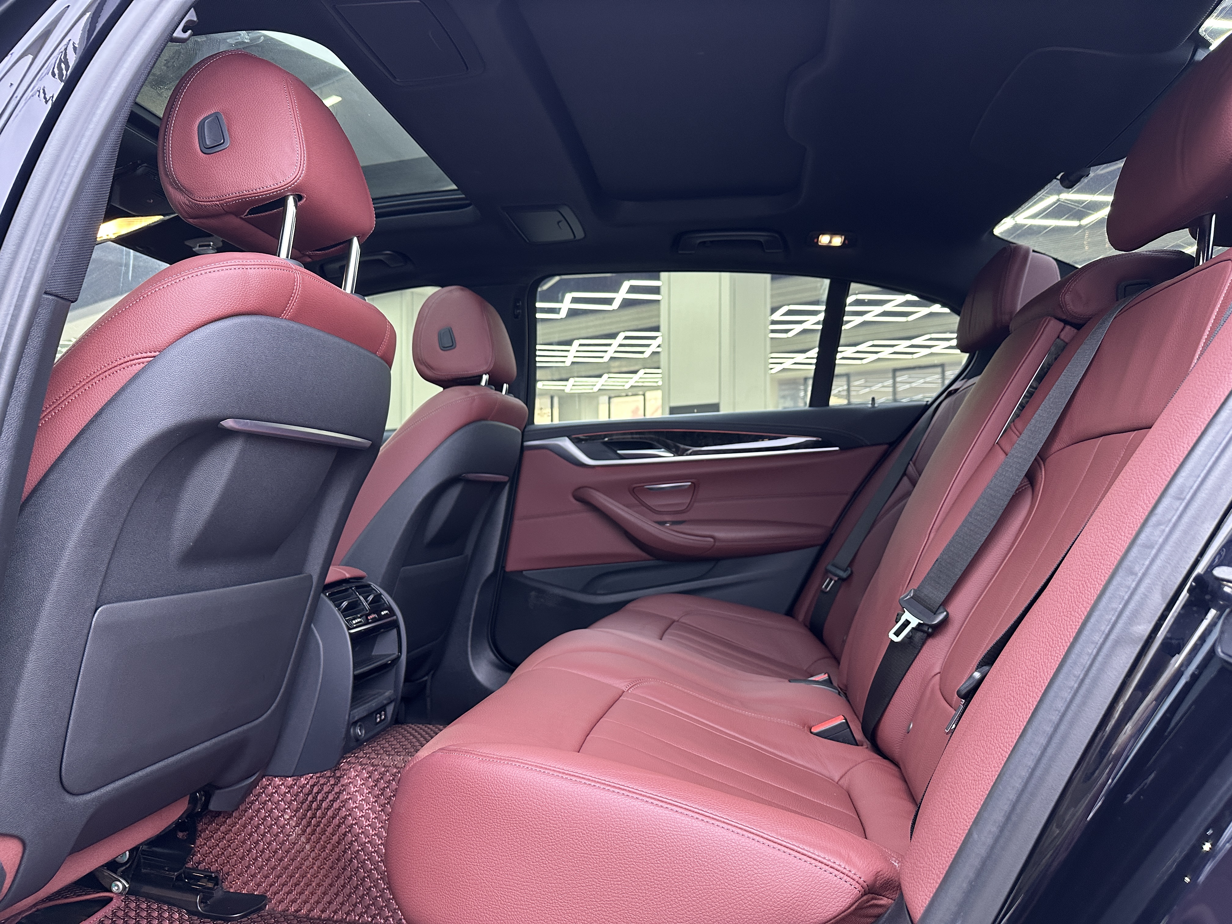 BMW 5 Series 2020 #6 BMW 5 Series 2020 car image #6