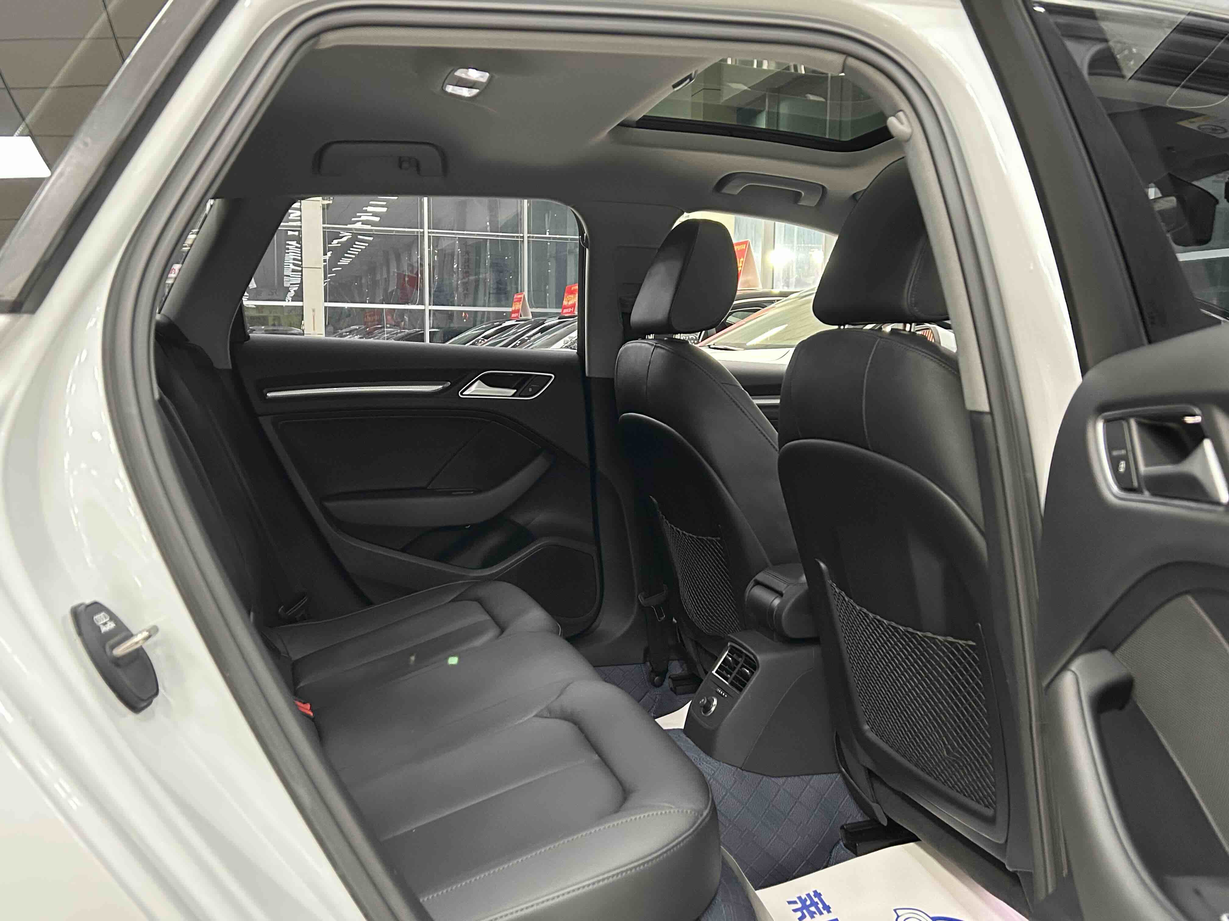 Audi A3 2019 car image #6