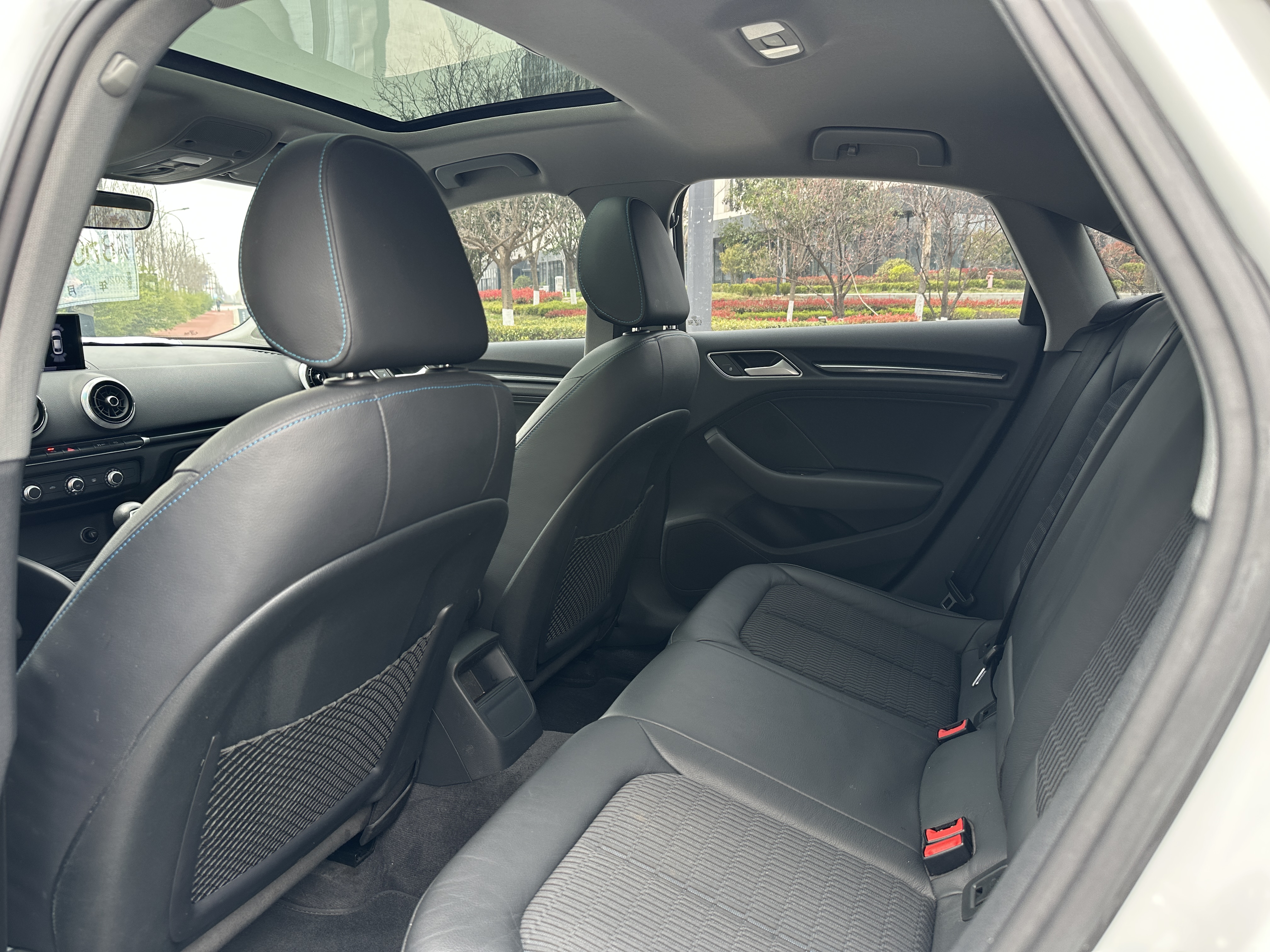 Audi A3 2019 car image #6