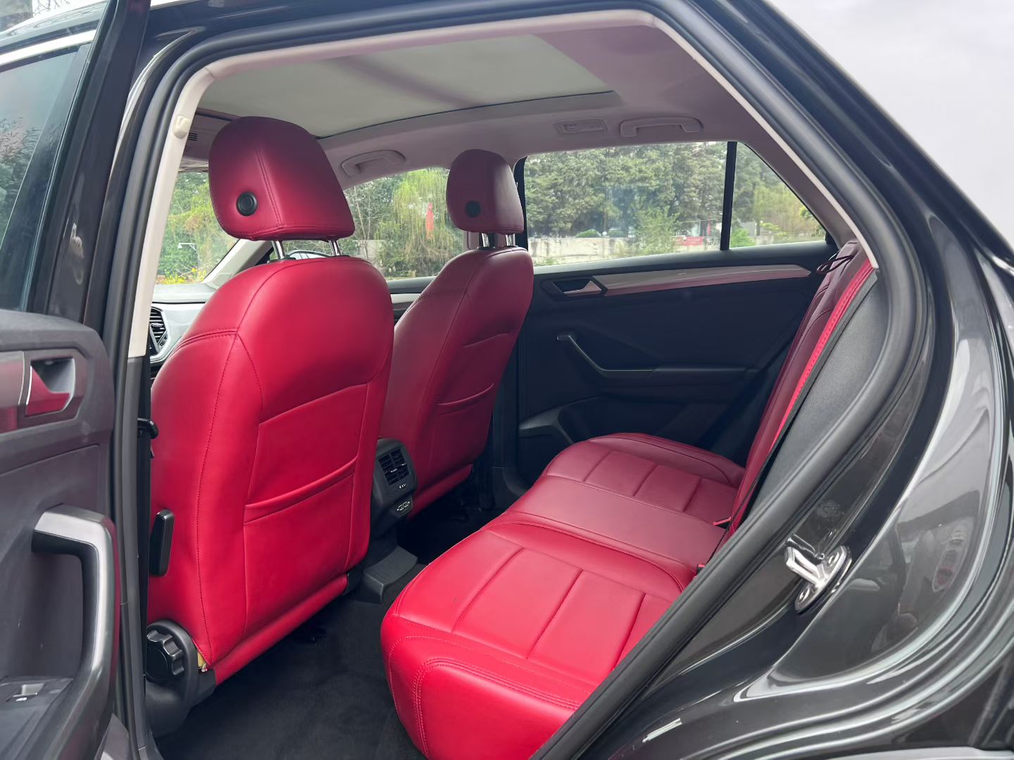 T-Roc 2020 immagine di auto #6