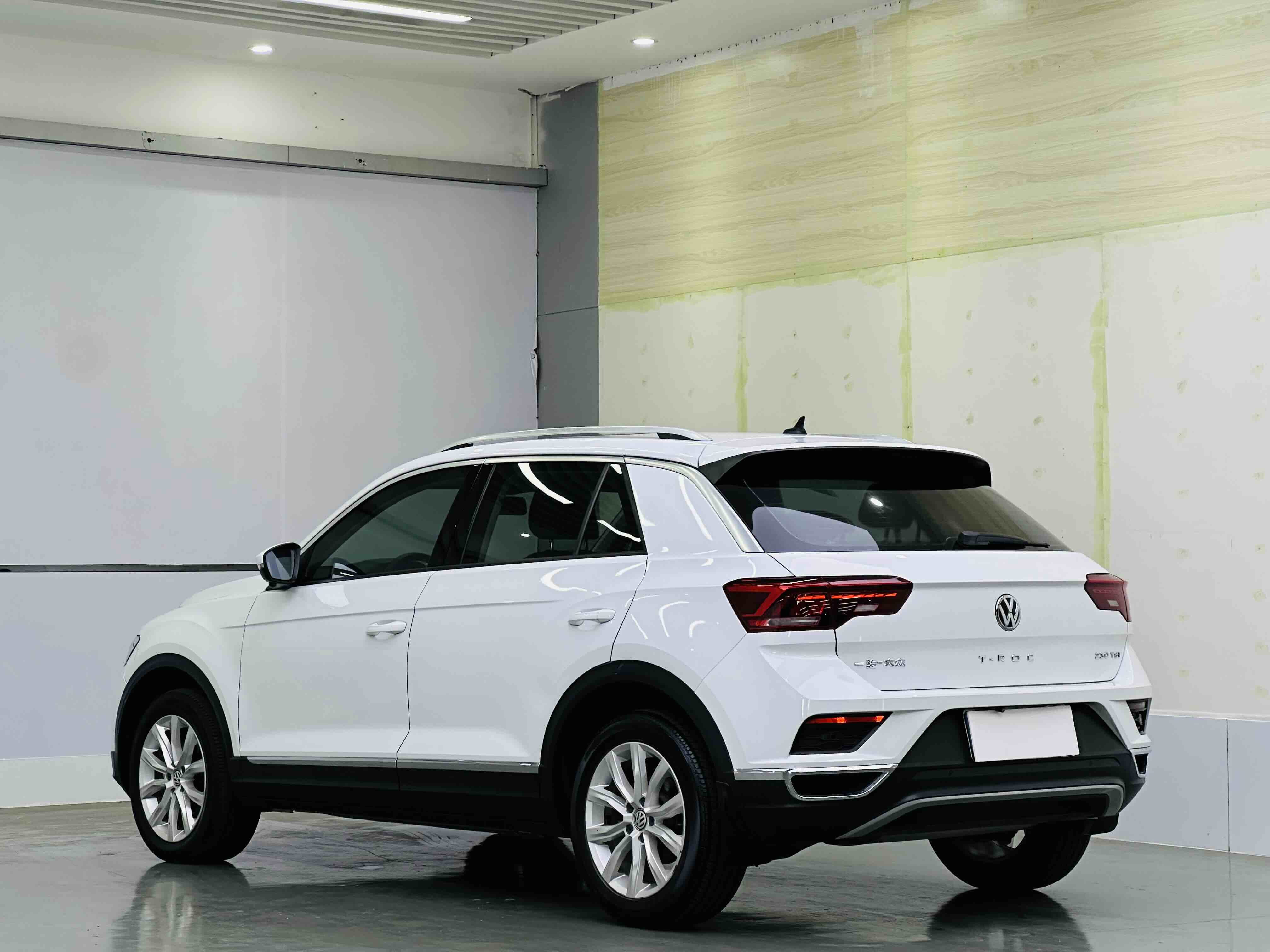 T-Roc 2020 #6 T-Roc 2020 car image #6