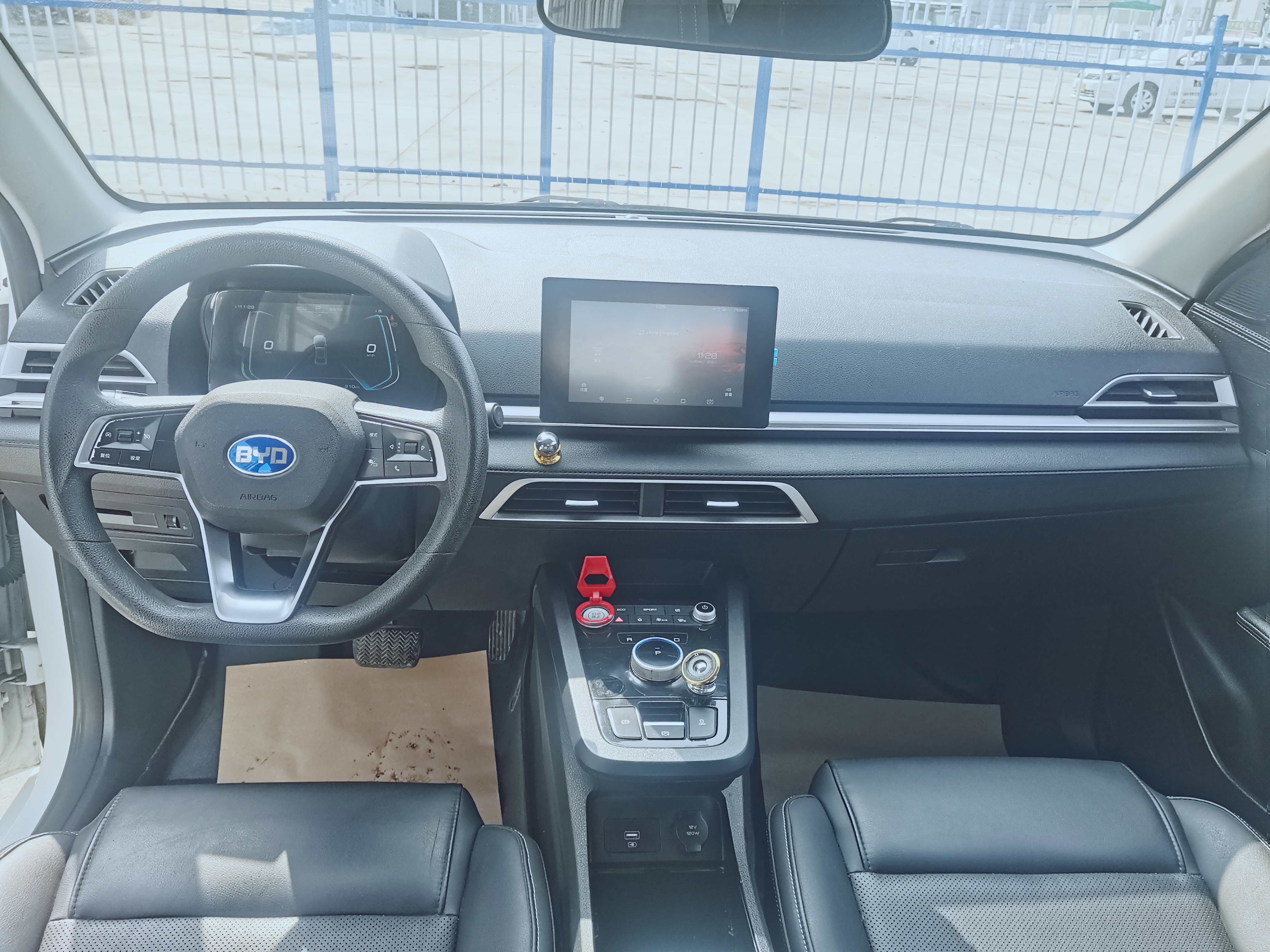 BYD e3 2020 #6 BYD e3 2020 car image #6