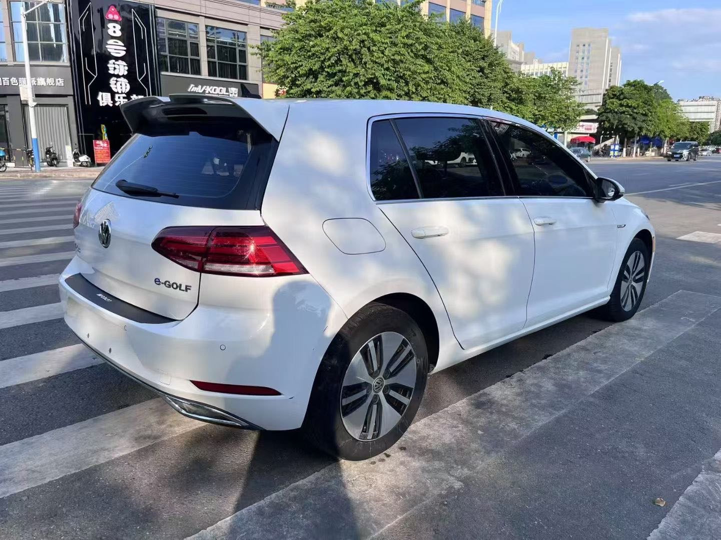 Volkswagen Golf Pure Electric 2021 #6 Volkswagen Golf Pure Electric 2021 car image #6