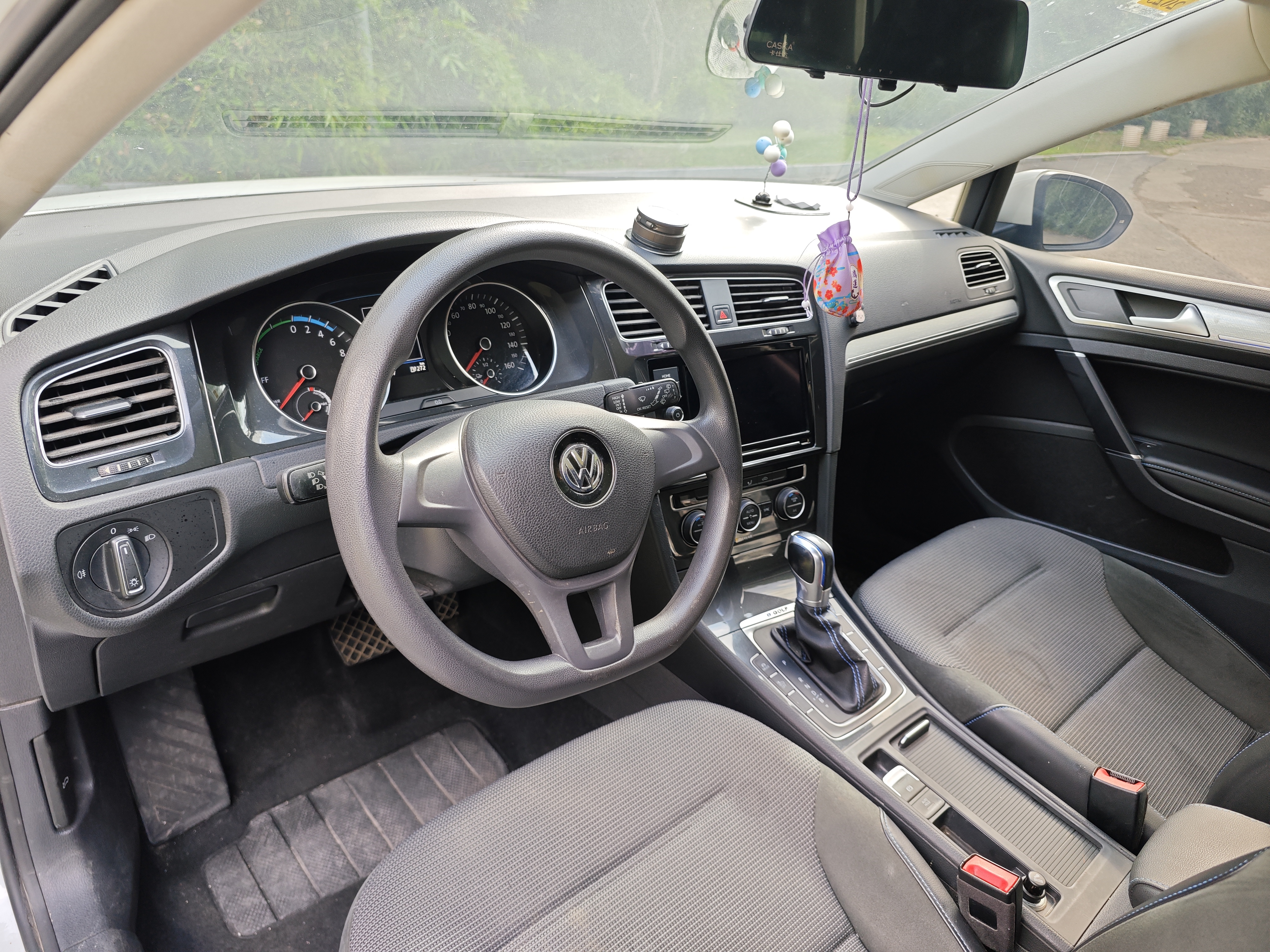 Volkswagen Golf Pure Electric 2021 #6 Volkswagen Golf Pure Electric 2021 car image #6