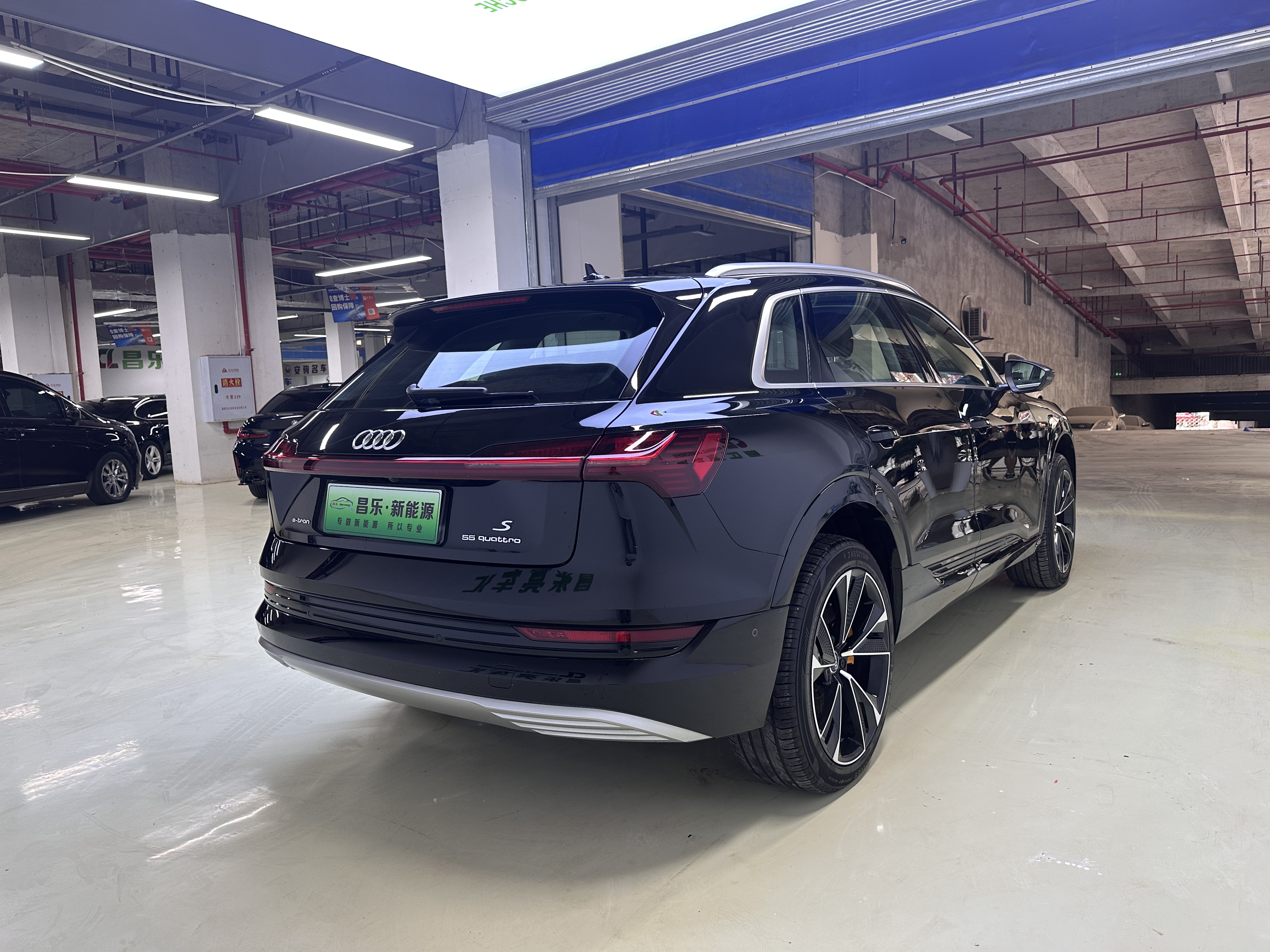 Audi e-tron (Imported) 2020 car image #6