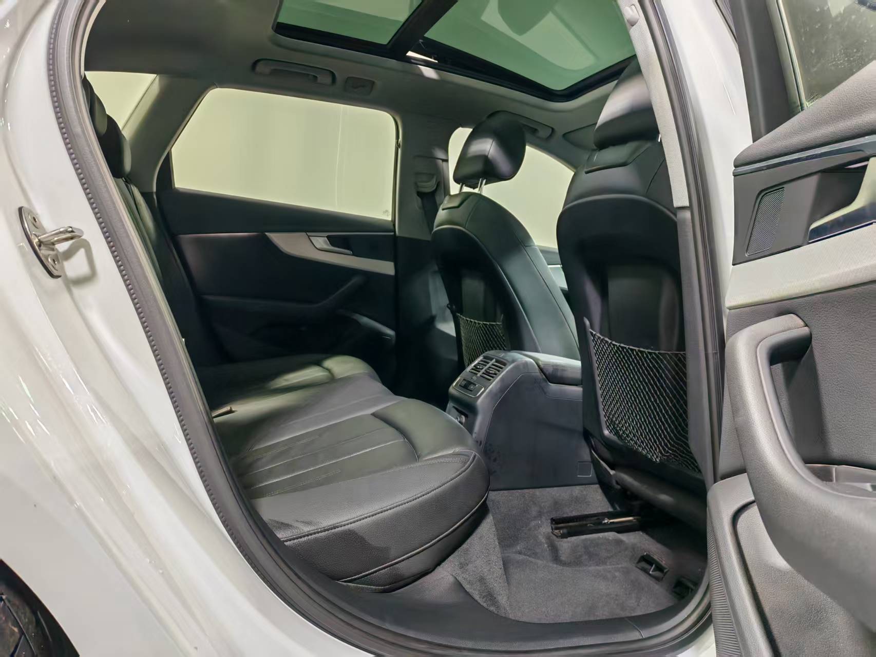 Audi A4 (Imported) 2020 #6 Audi A4 (Imported) 2020 car image #6