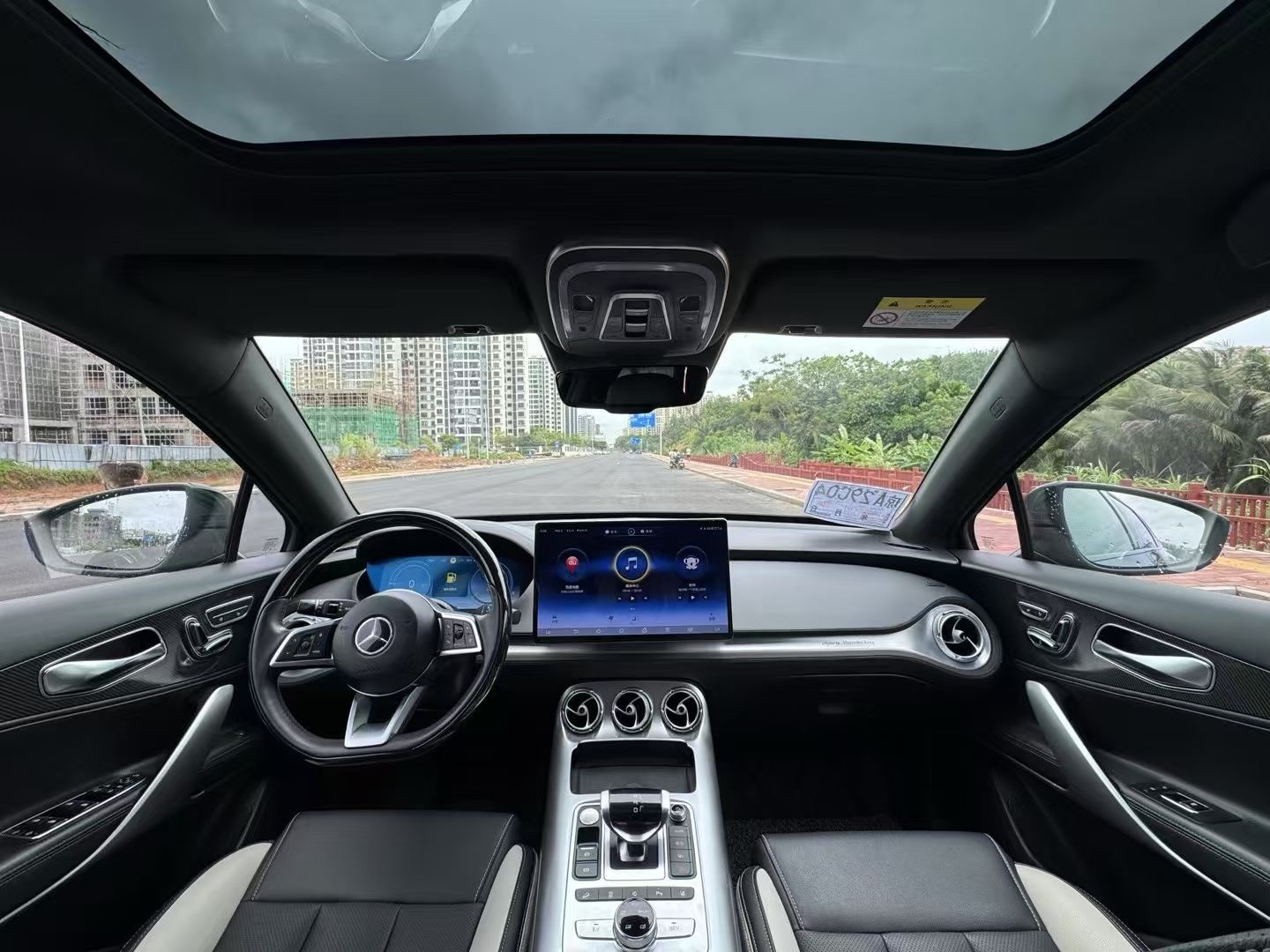 Denza N8L 2020 car image #6