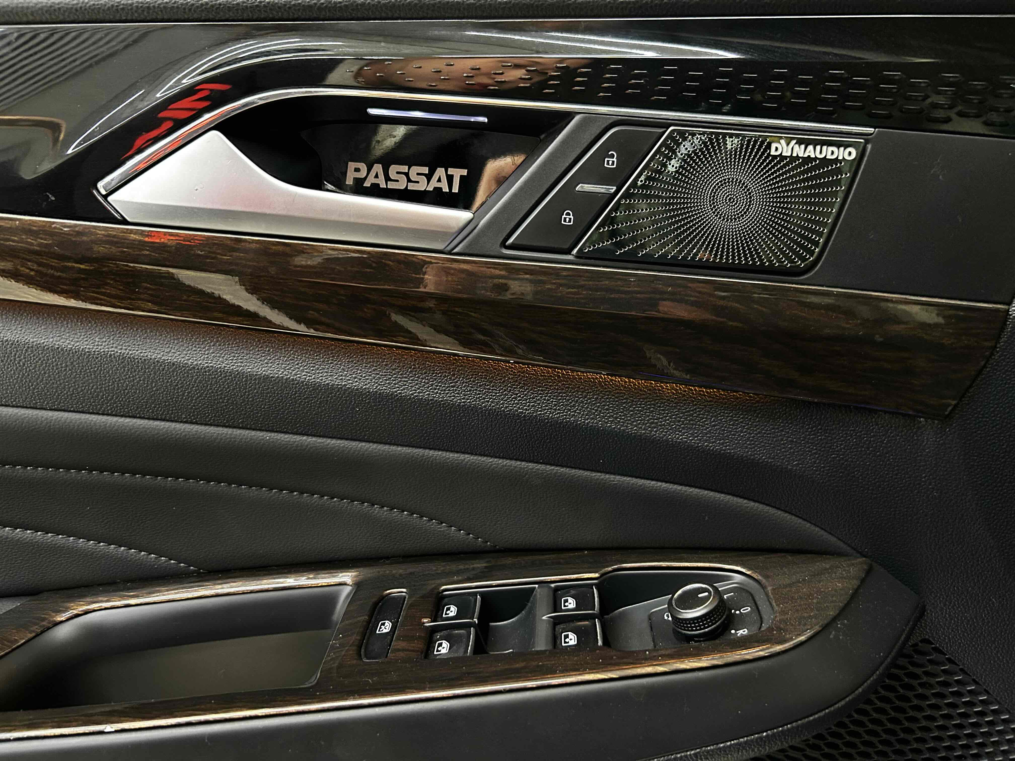 Volkswagen Passat New Energy 2020 immagine di auto #6