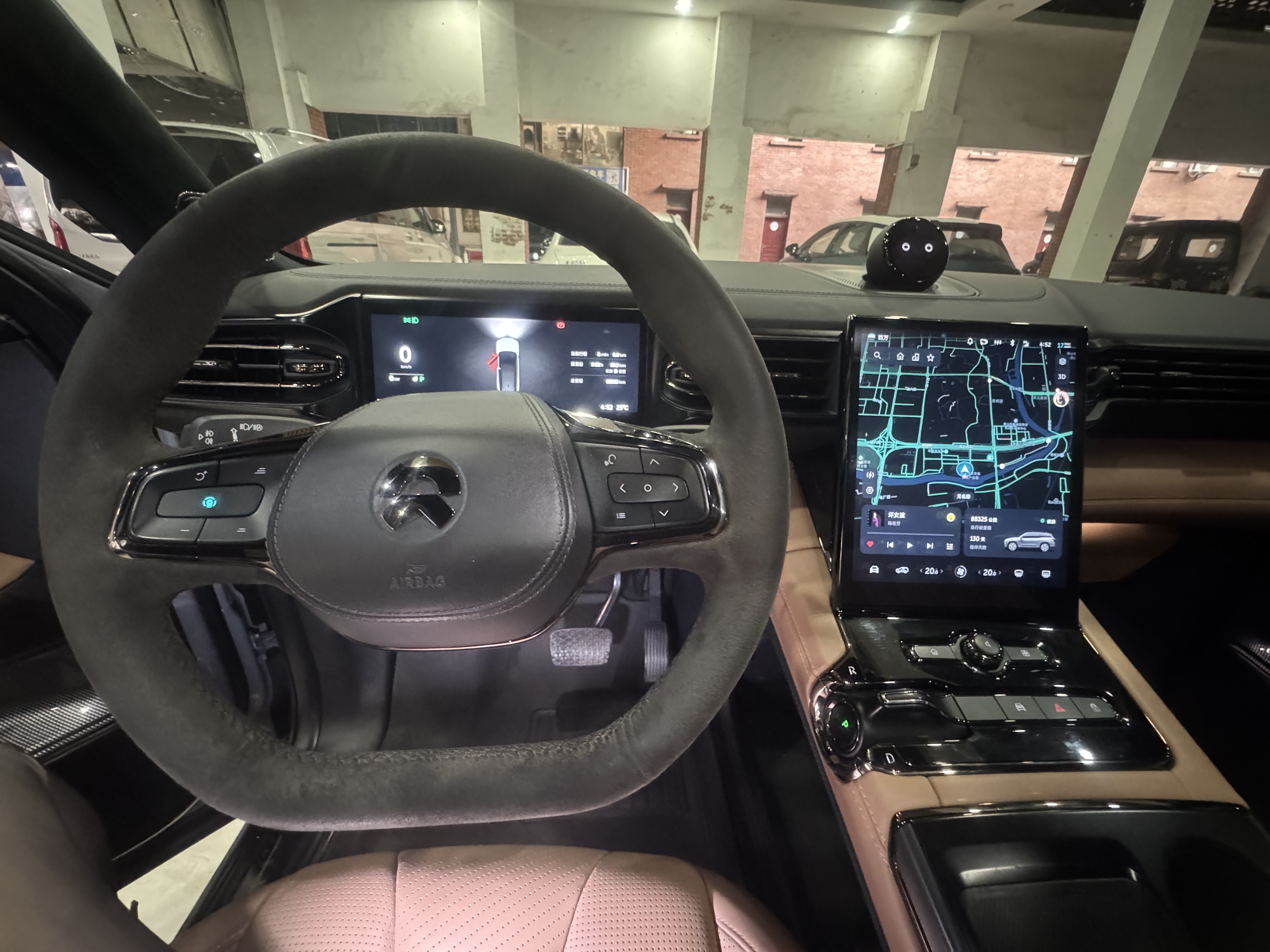 NIO ES8 2021 car image #6