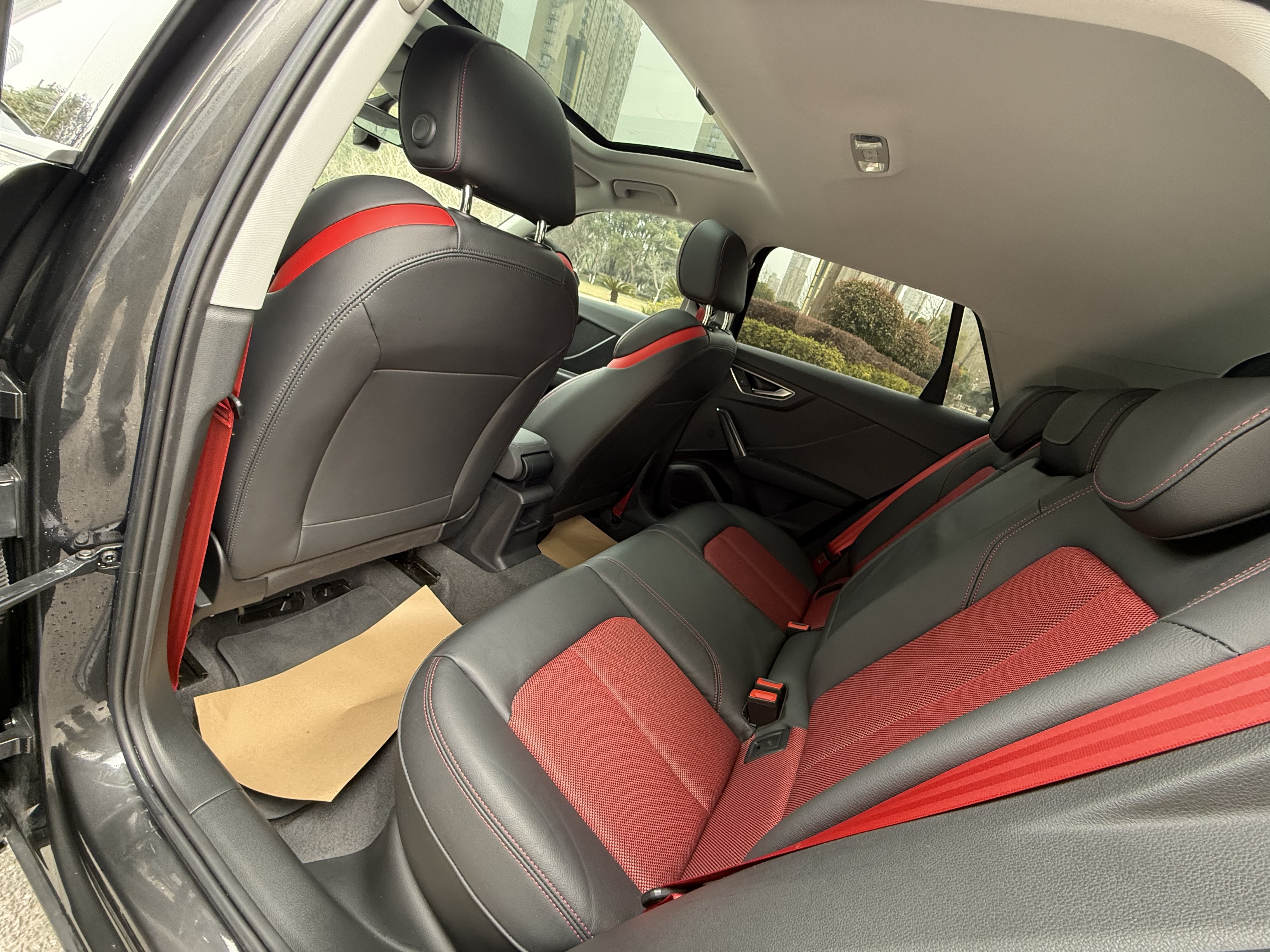 Q2L 2020 car image #6