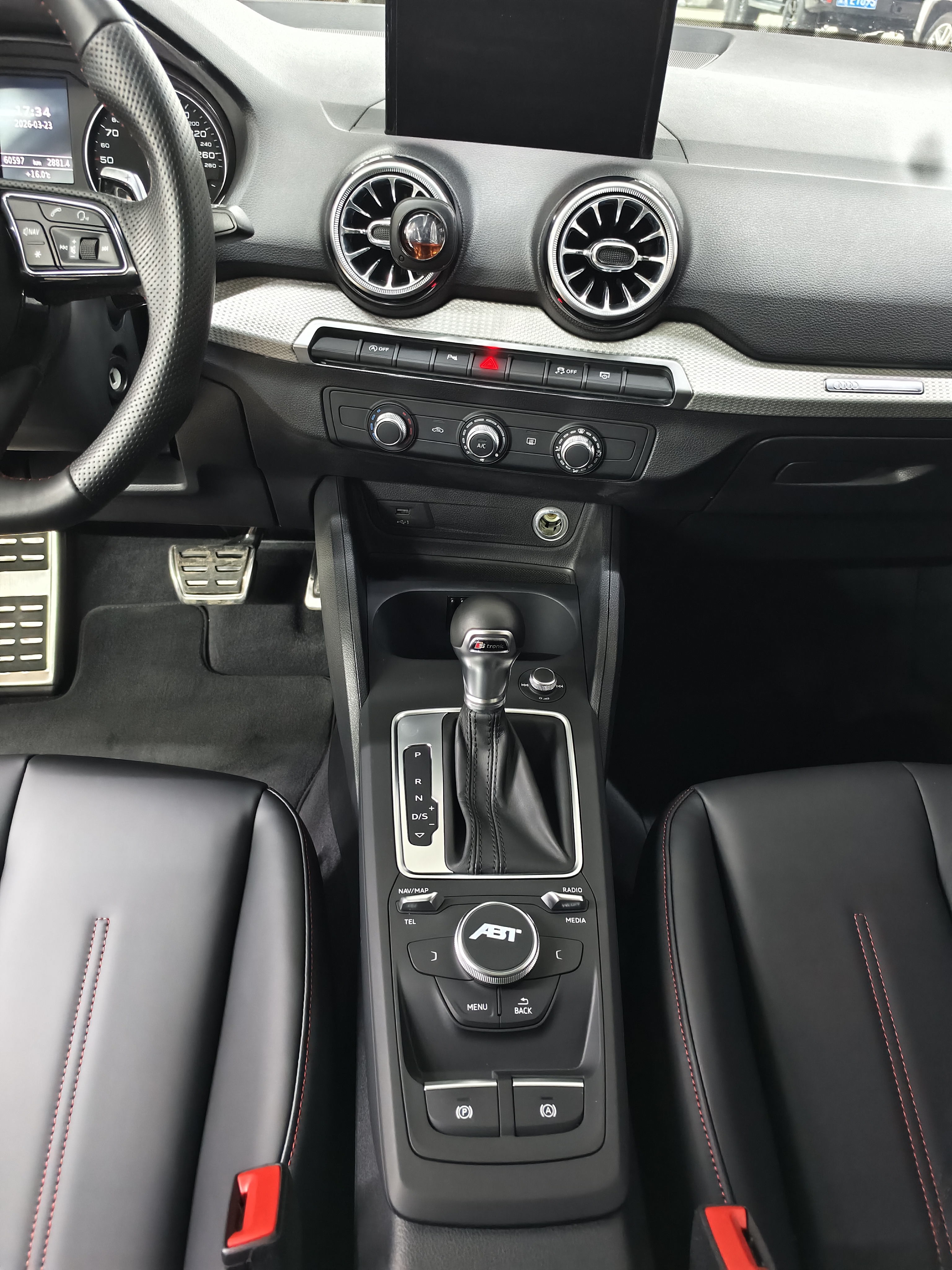 Q2L 2021 #6 Q2L 2021 car image #6