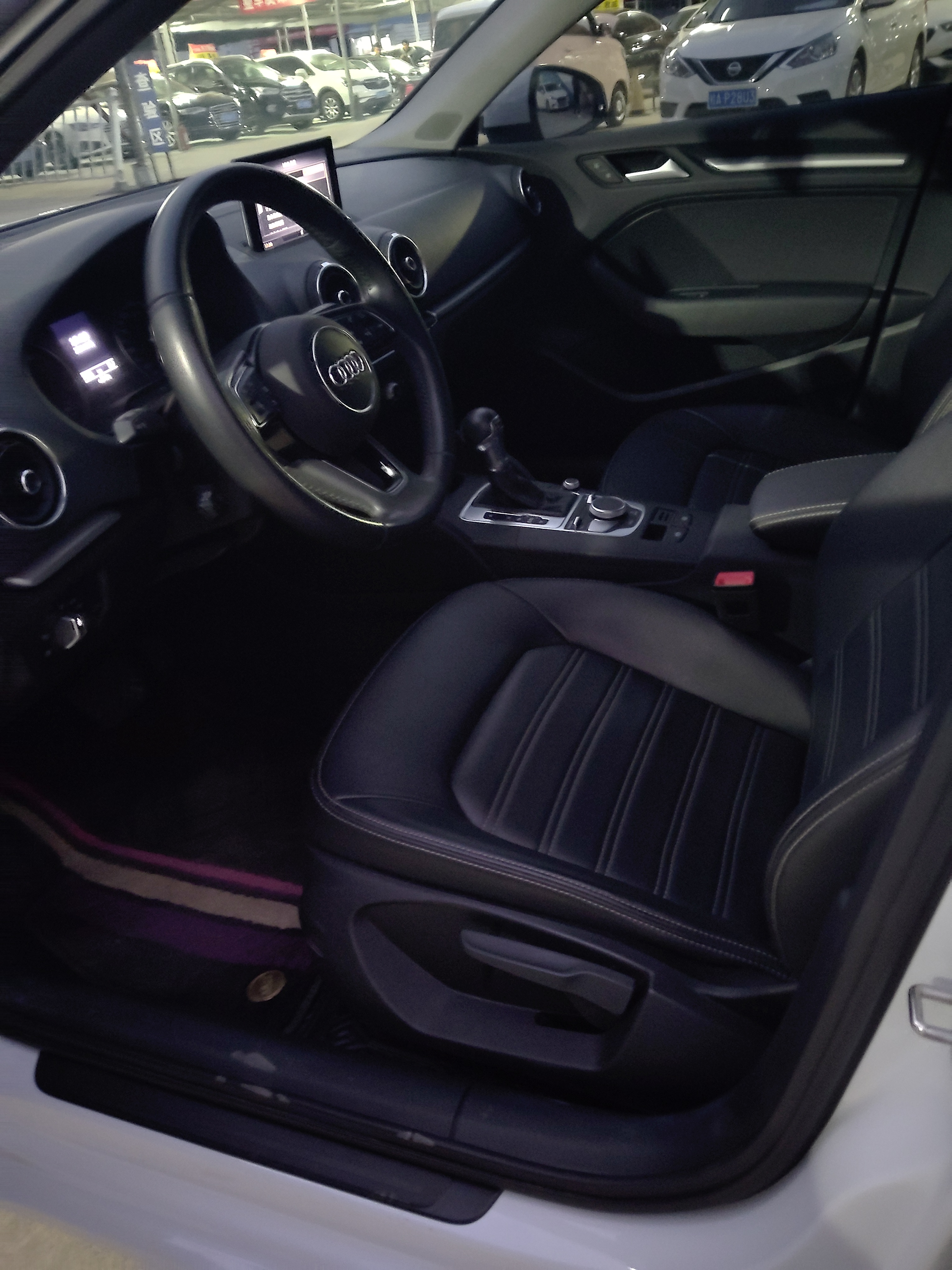 Audi A3 2019 car image #6