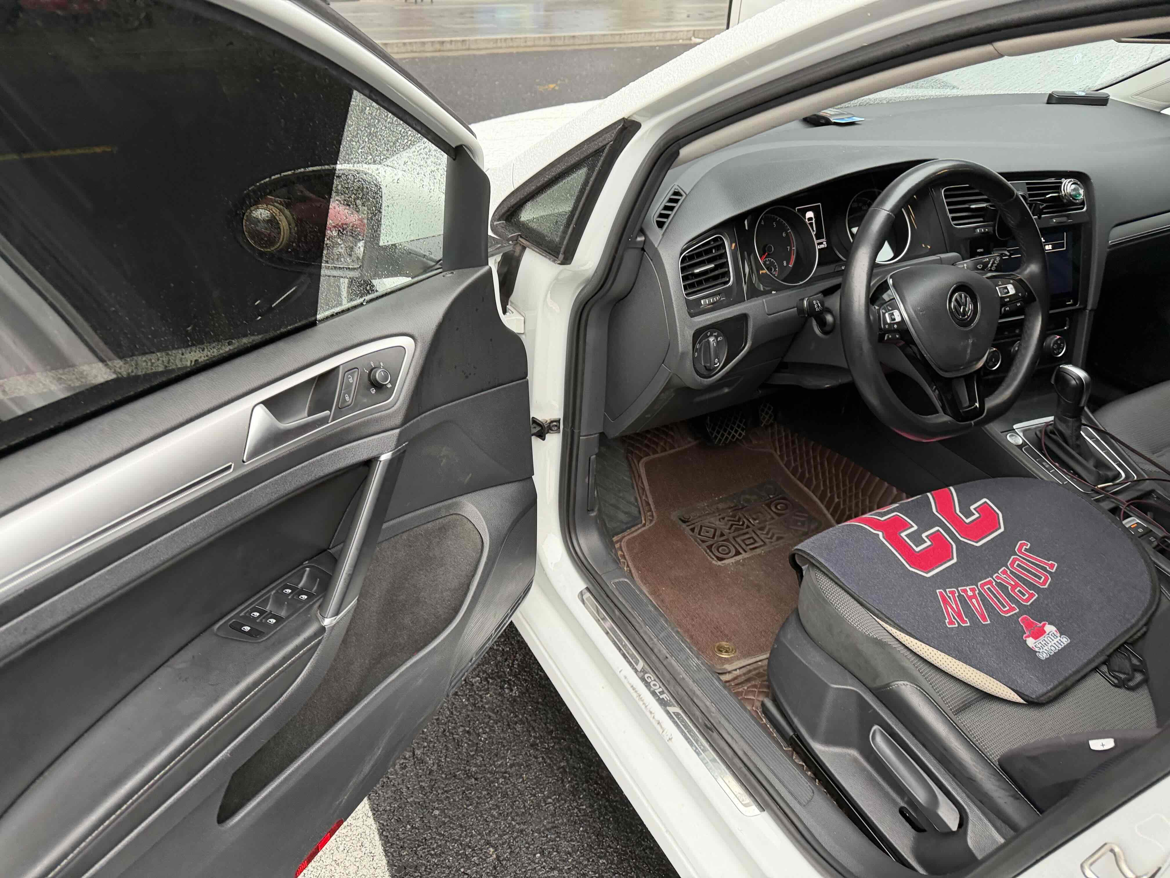 Volkswagen Golf 2020 #6 Volkswagen Golf 2020 car image #6