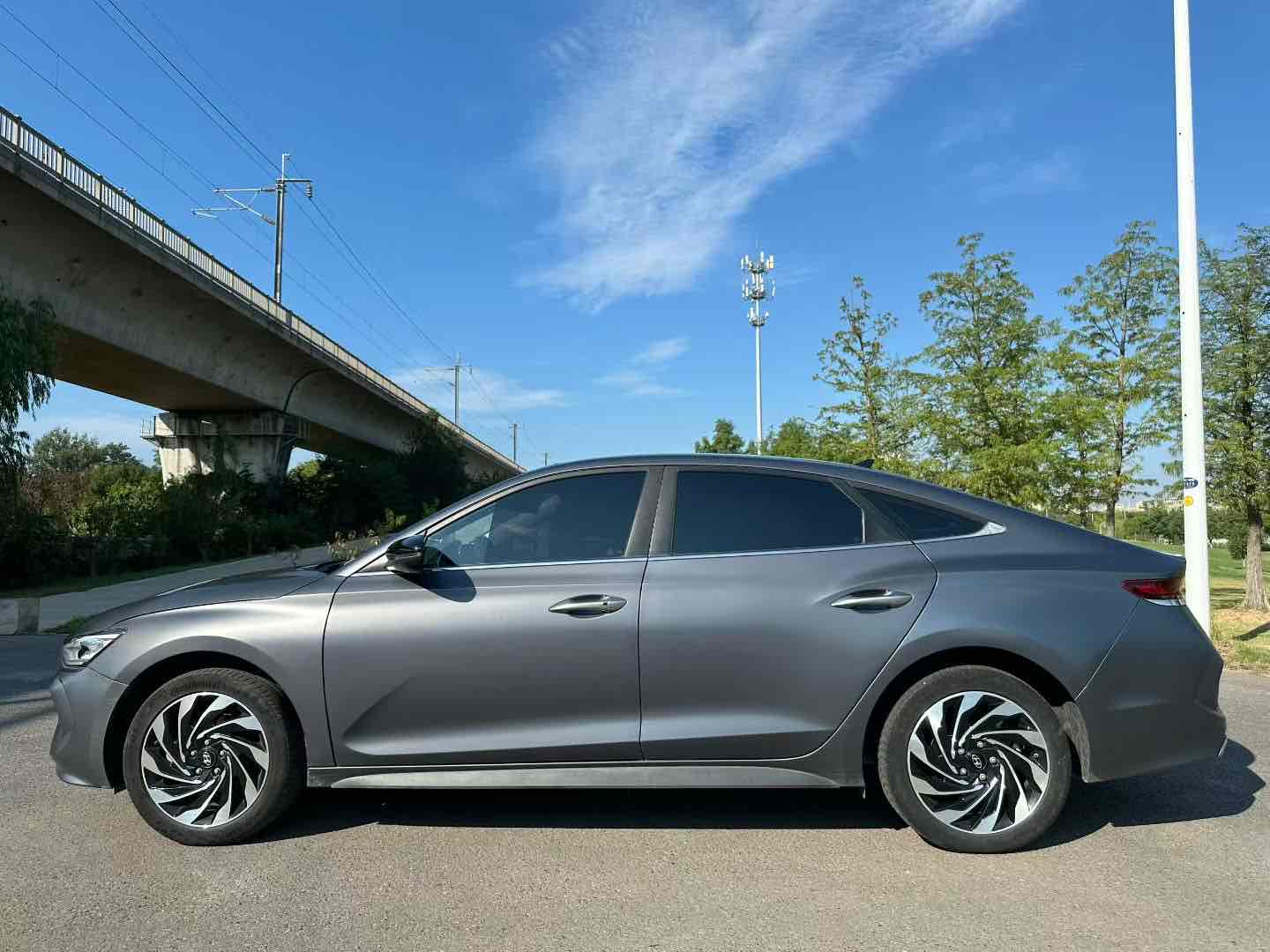 Hyundai Lafesta EV 2021 #6 Hyundai Lafesta EV 2021 car image #6