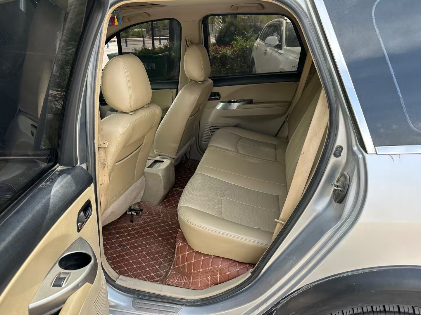 Forthing JOYEAR SUV 2012 car image #6