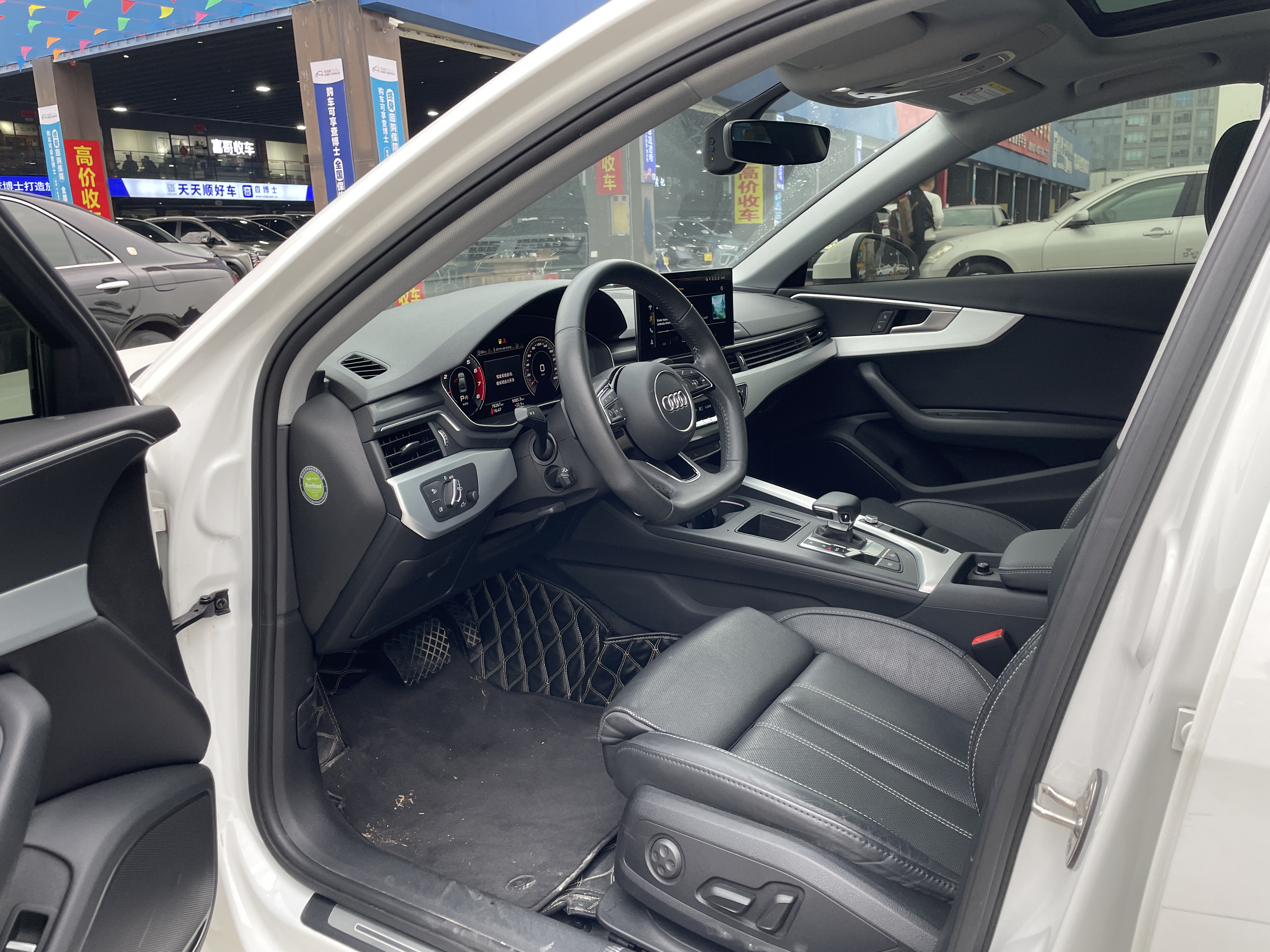 Audi A4L 2021 car image #6