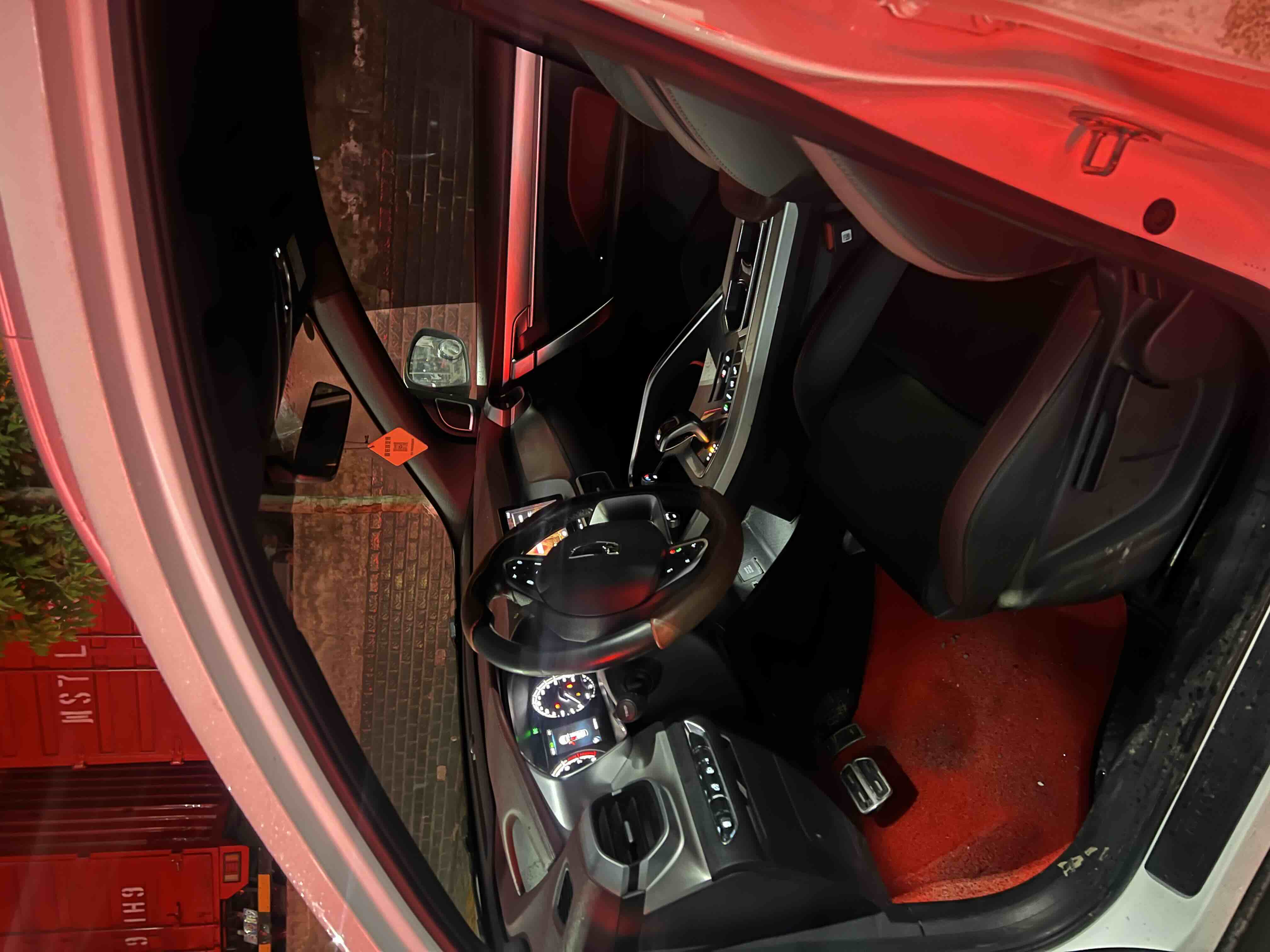GEELY Coolray 2021 car image #6