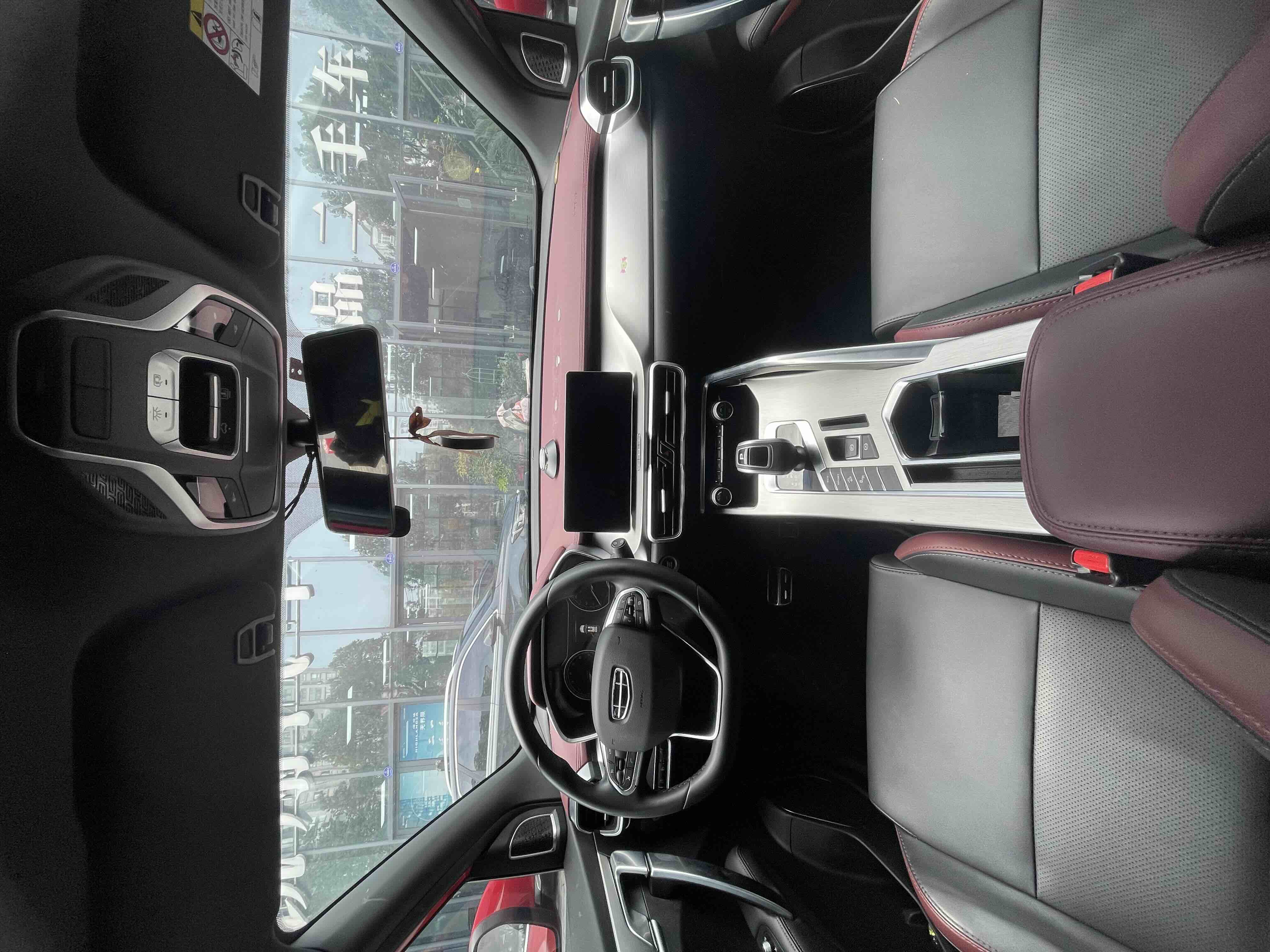 GEELY Coolray 2021 immagine di auto #6