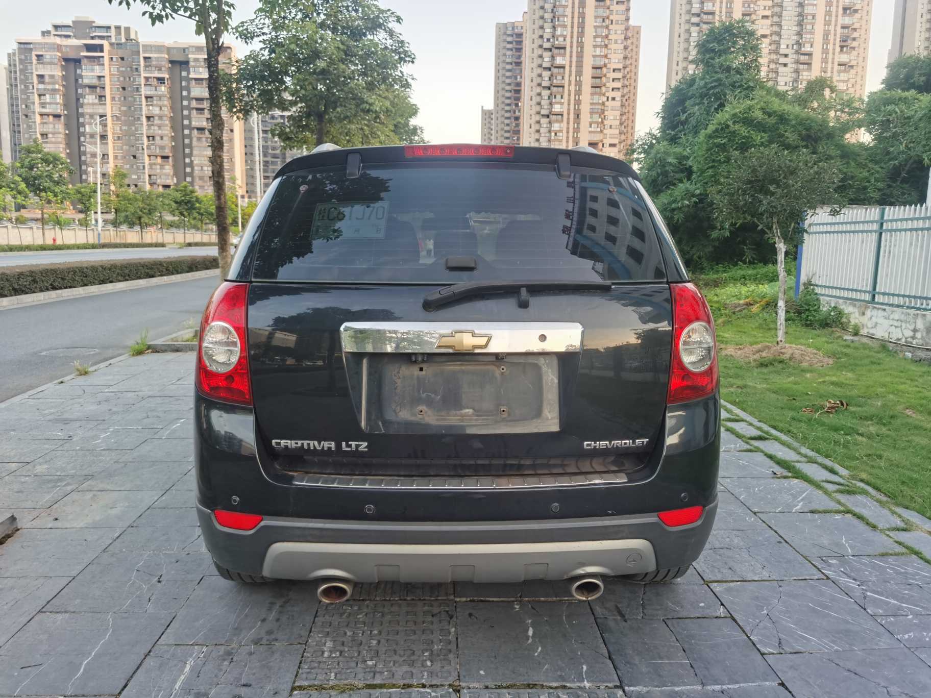 Chevrolet Captiva (Imported) 2010 car image #6