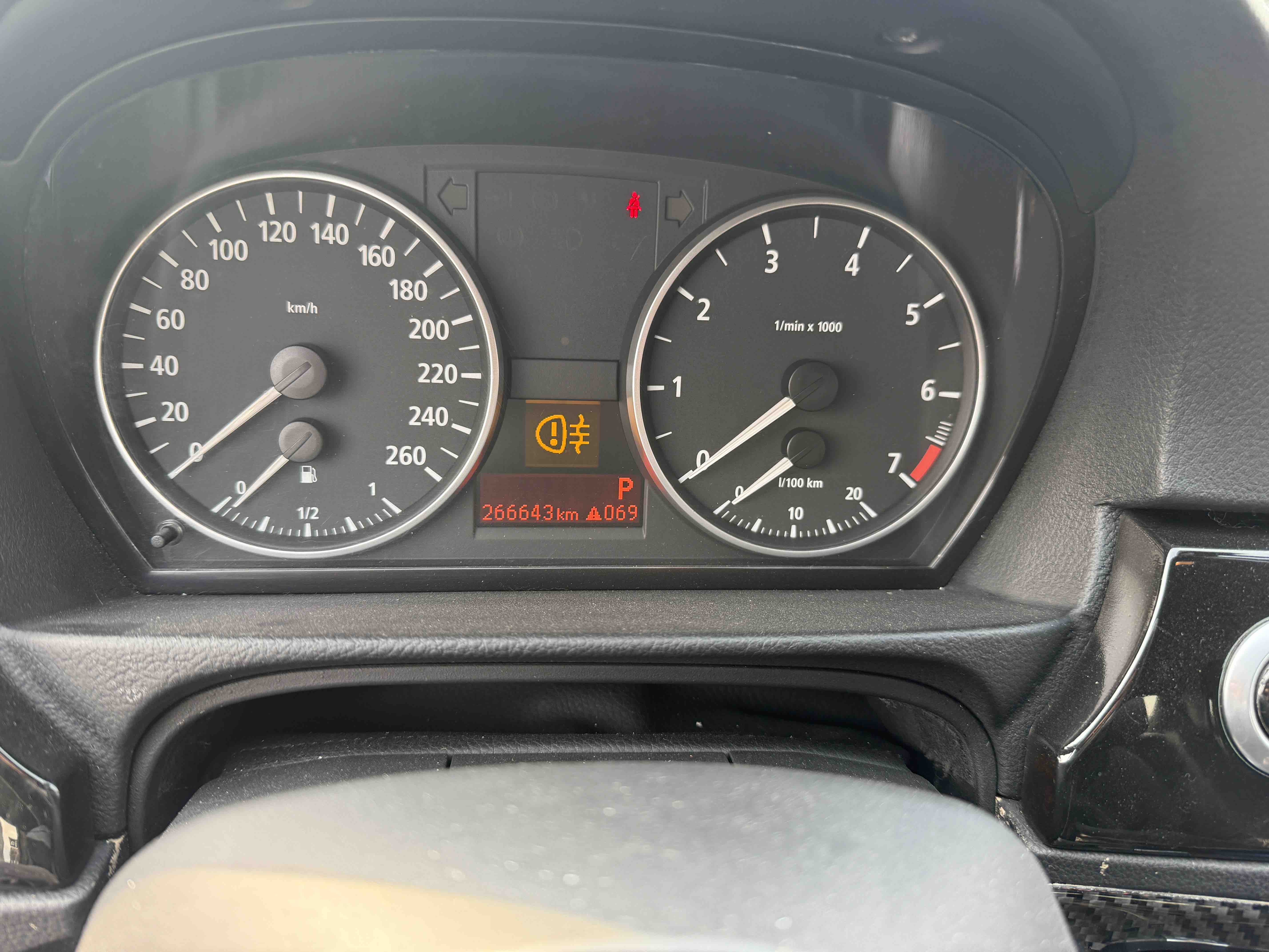 BMW 3 Series 2006 car image #6