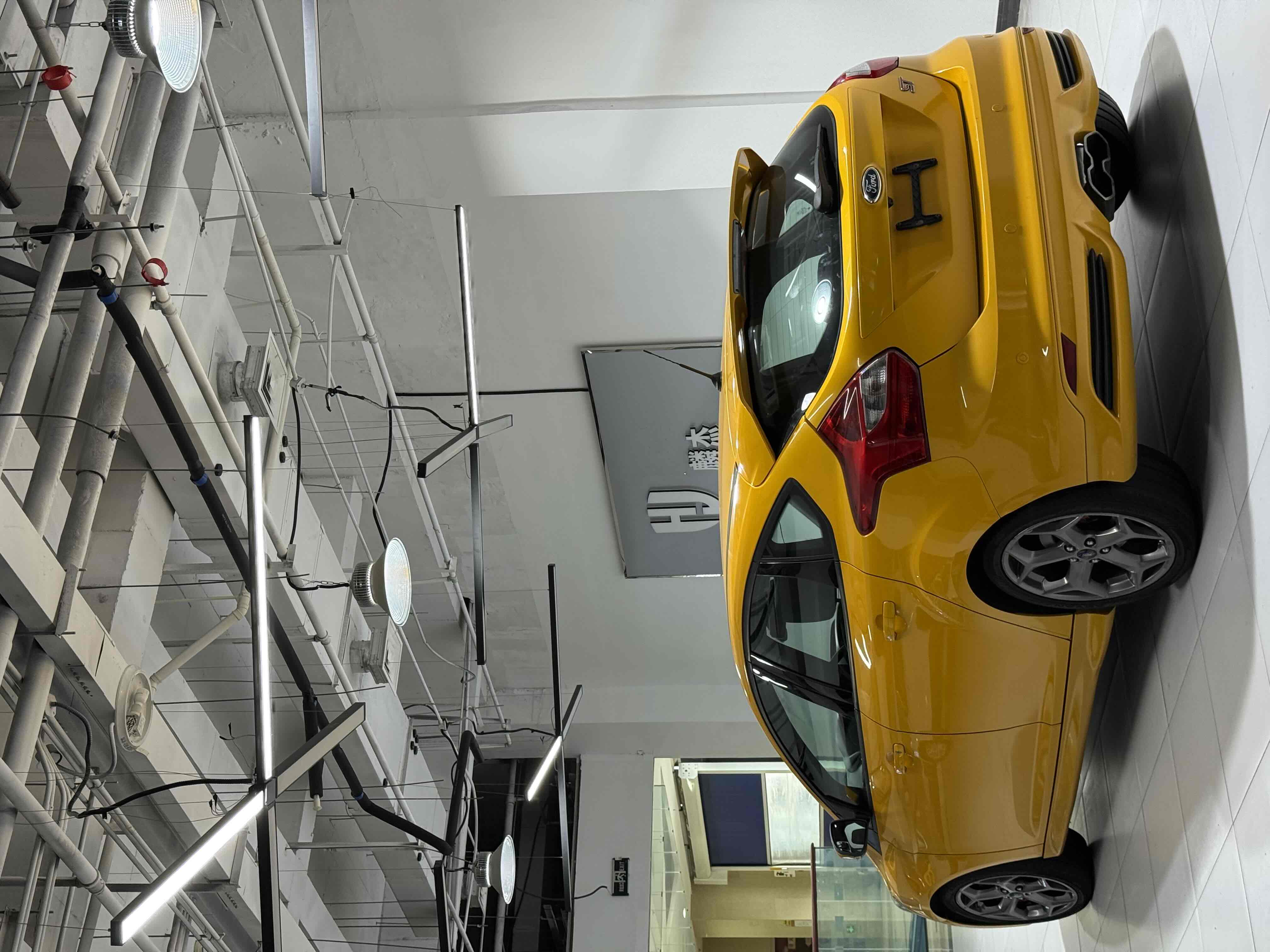 Ford Focus (Imported) 2013 صورة سيارة #6