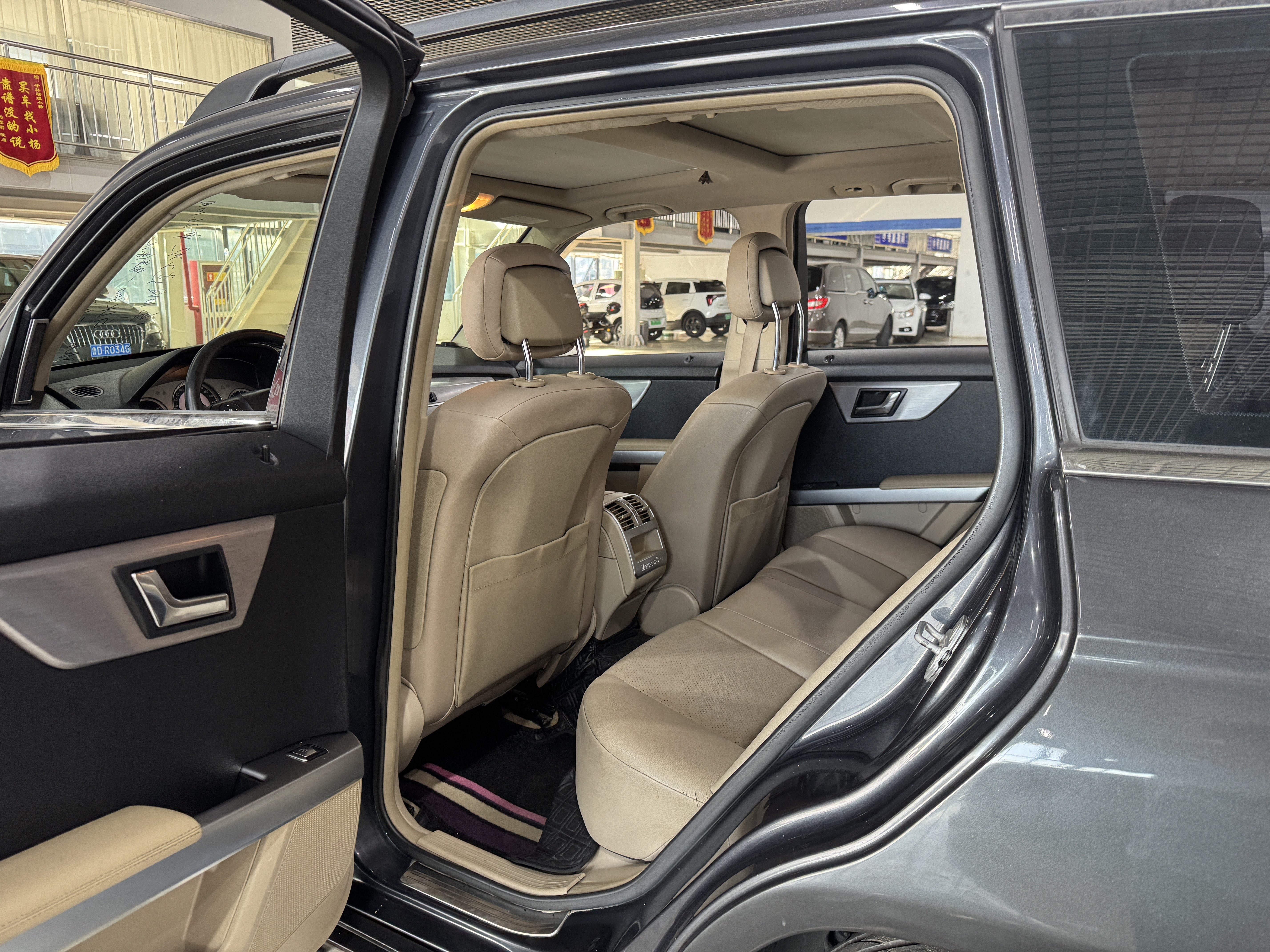 Mercedes-Benz GLK Class (Imported) 2011 immagine di auto #6