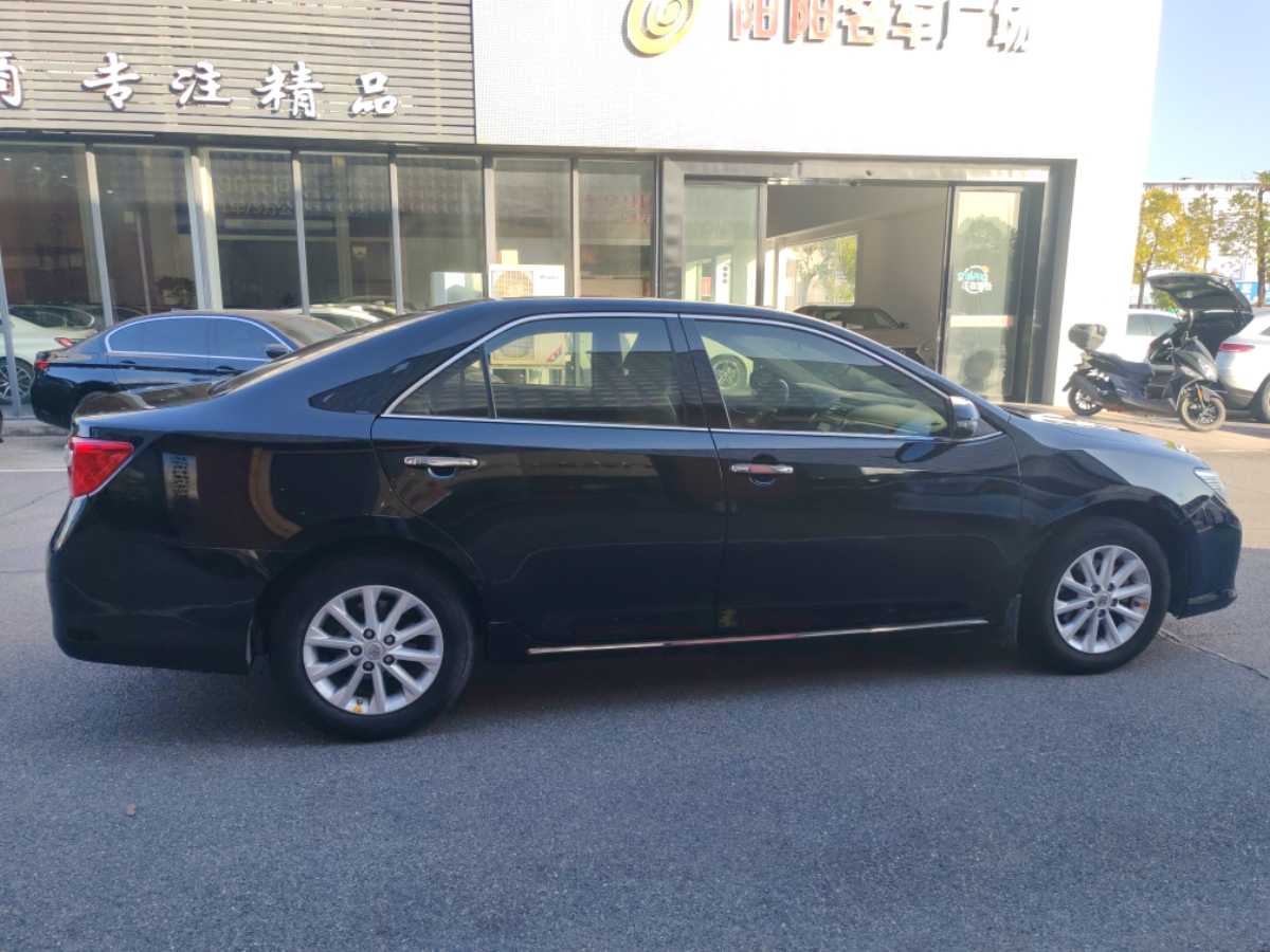 Toyota Camry 2014 صورة سيارة #6