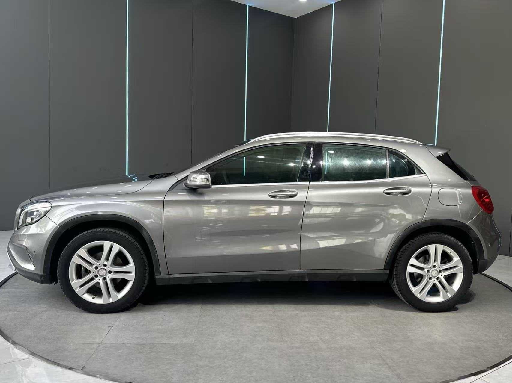 Mercedes-Benz GLA Class (Imported) 2015 immagine di auto #6