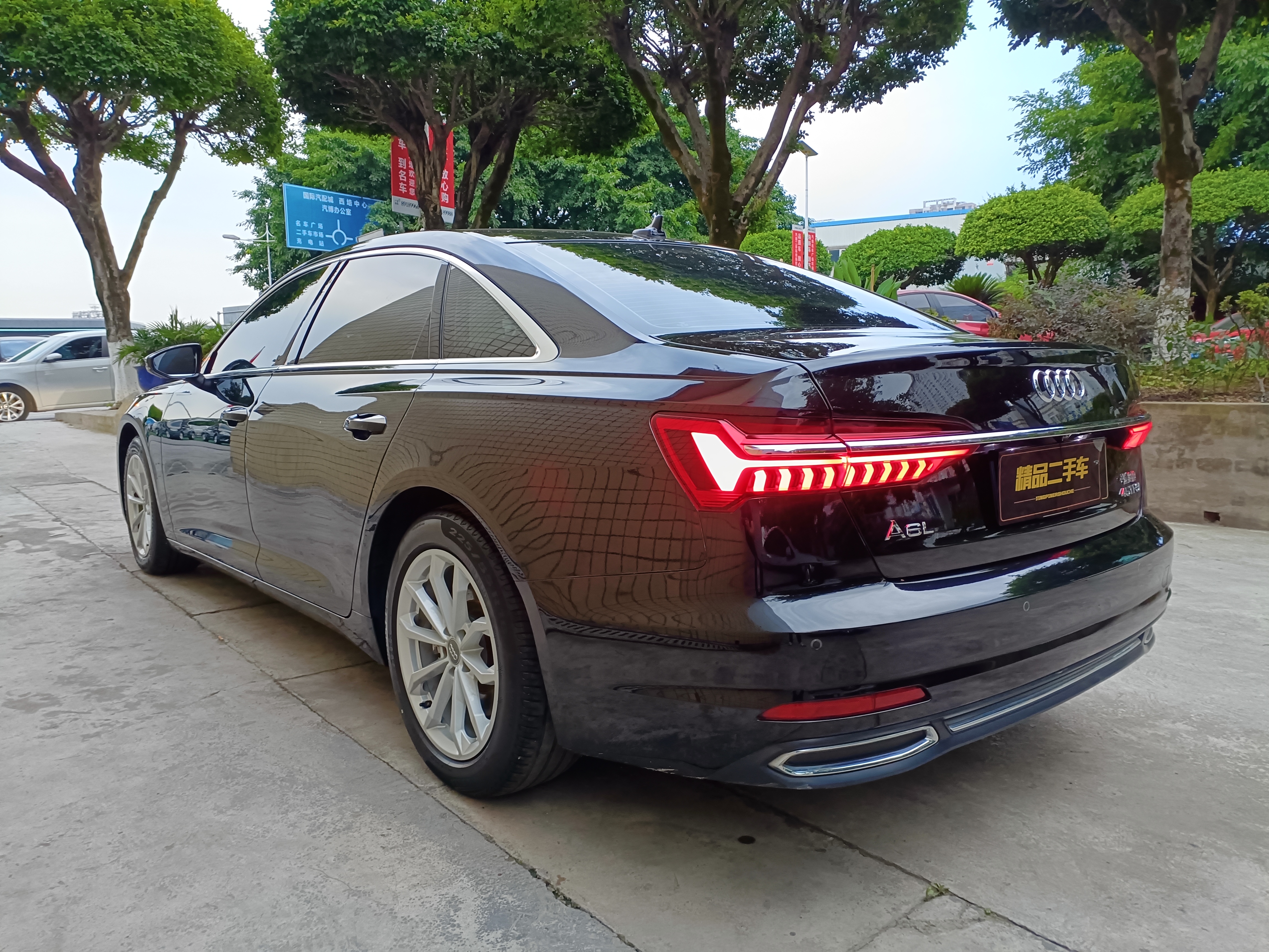Audi A6L 2020 #6 Audi A6L 2020 car image #6