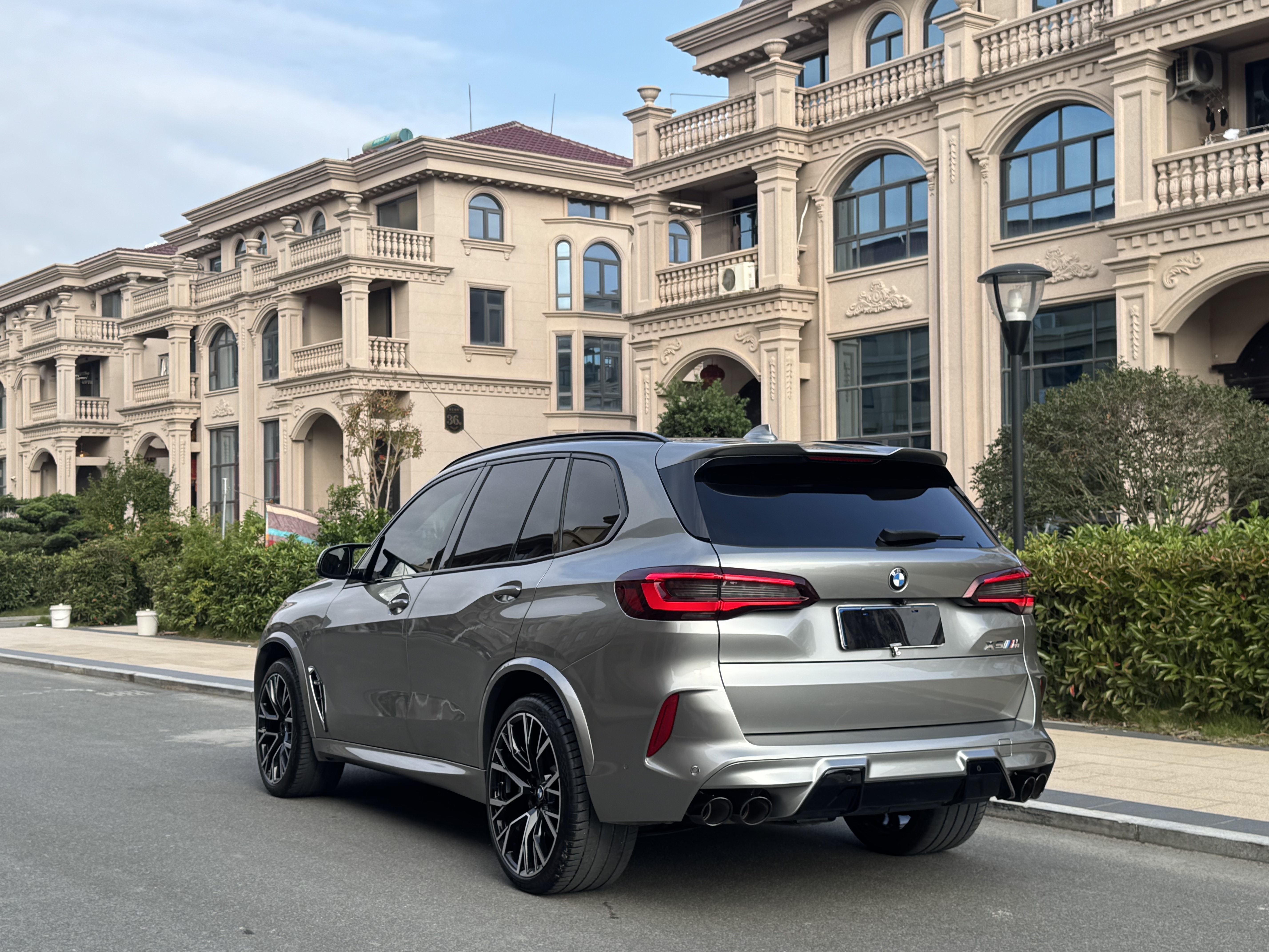 BMW X5 M 2021 #6 BMW X5 M 2021 car image #6