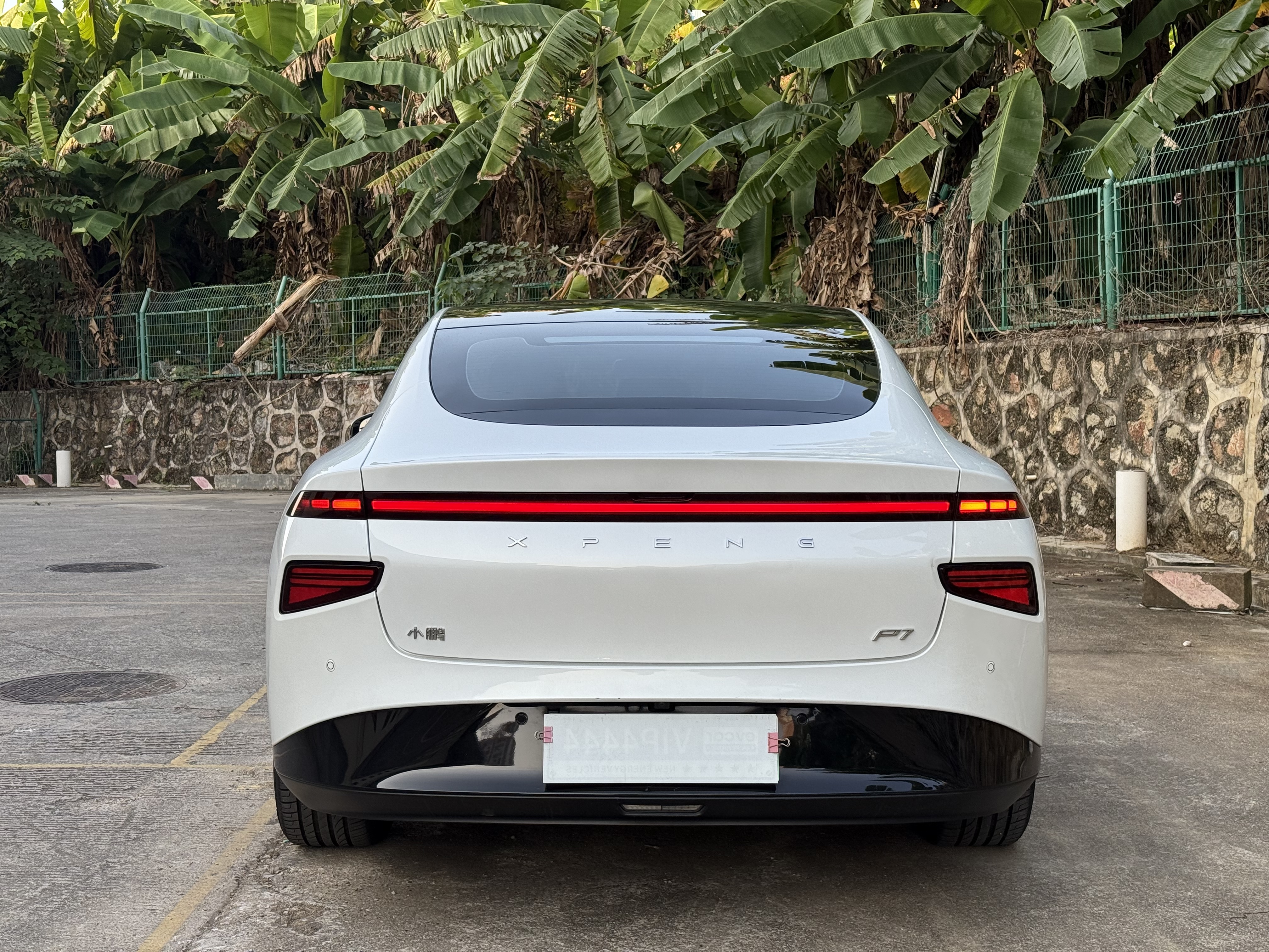 小鹏 小鹏P7 2021 汽车图片 #6