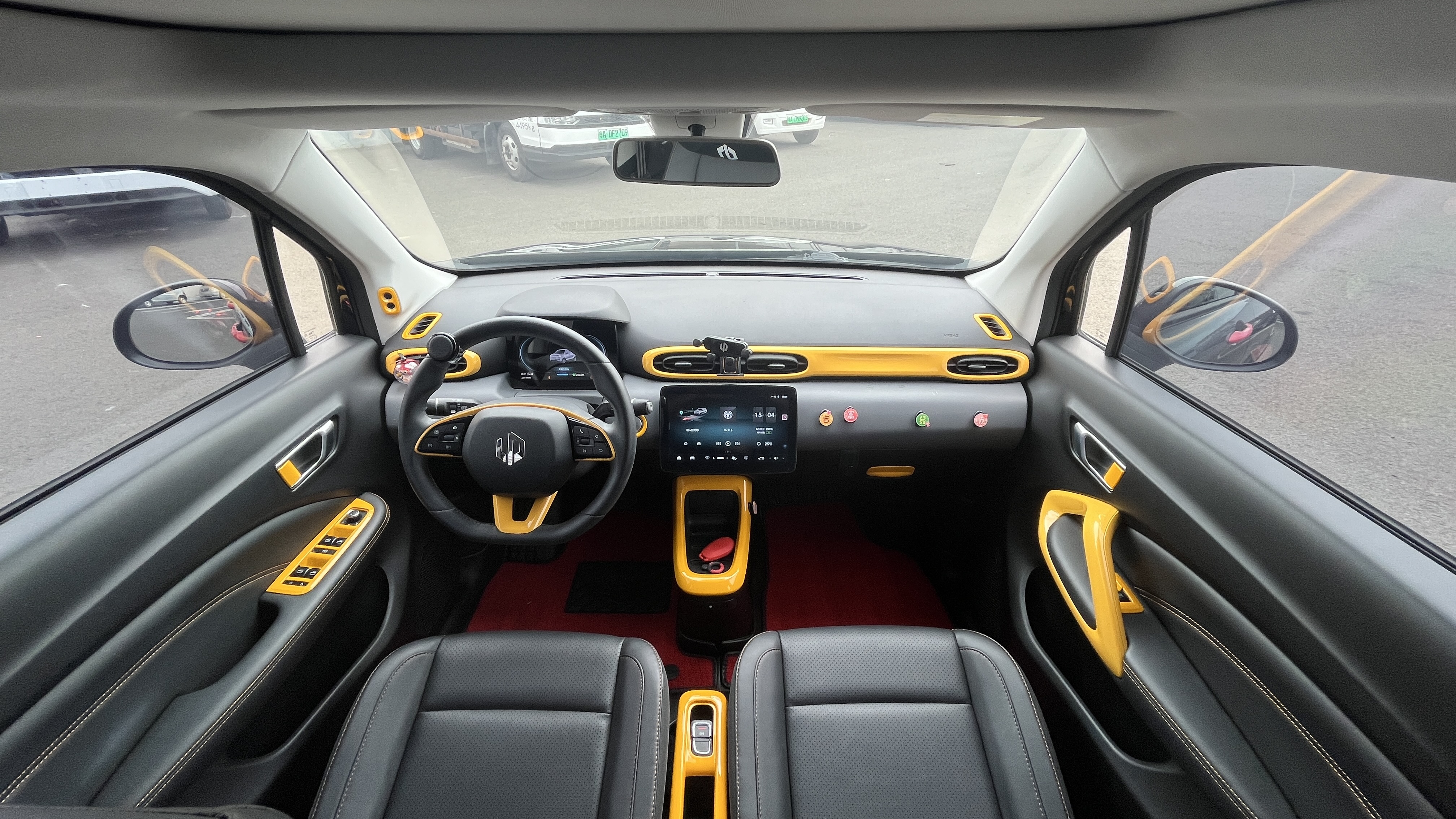 零跑汽车 零跑T03 2021 汽车图片 #6