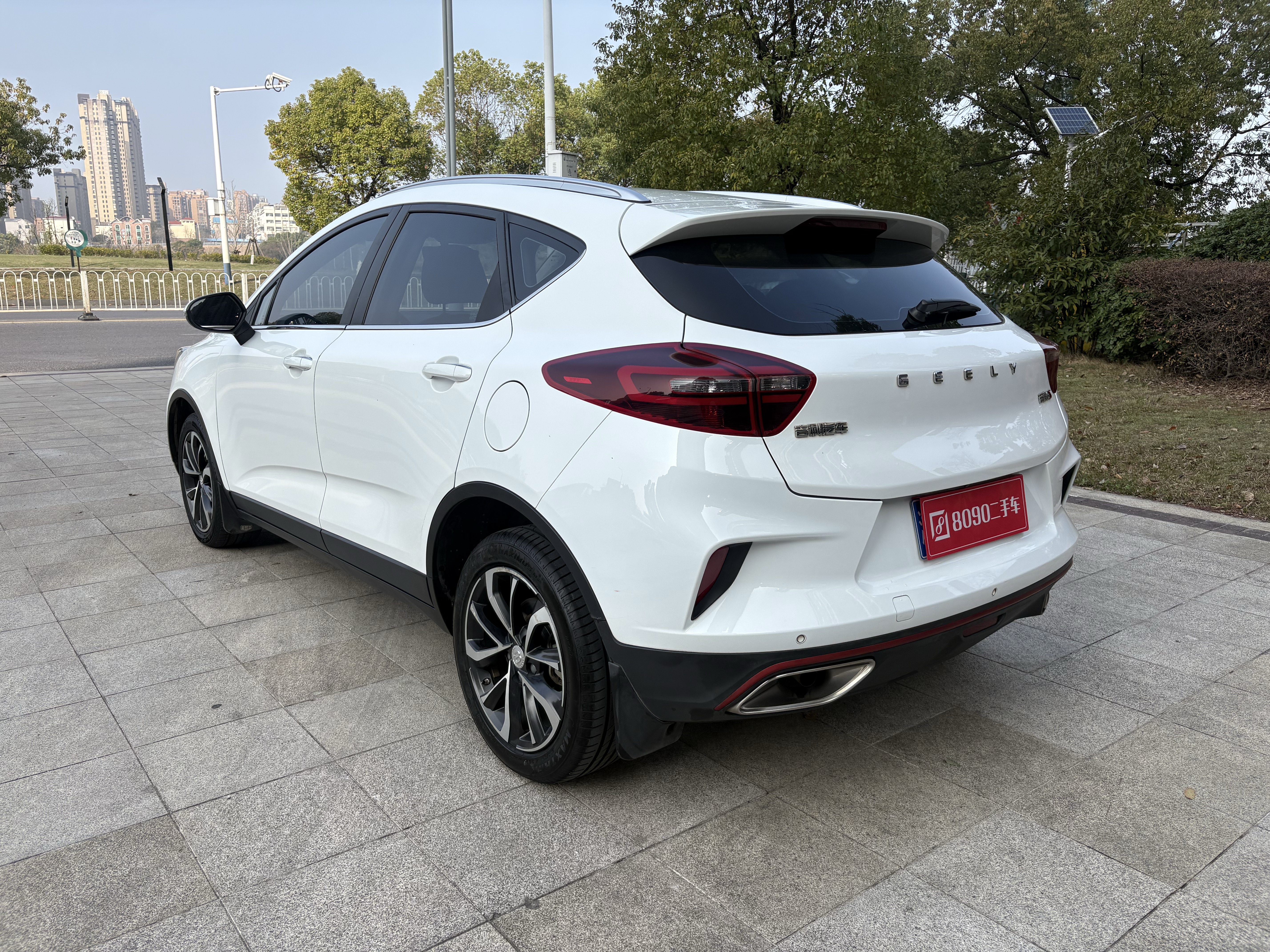 Emgrand GS 2021 car image #6