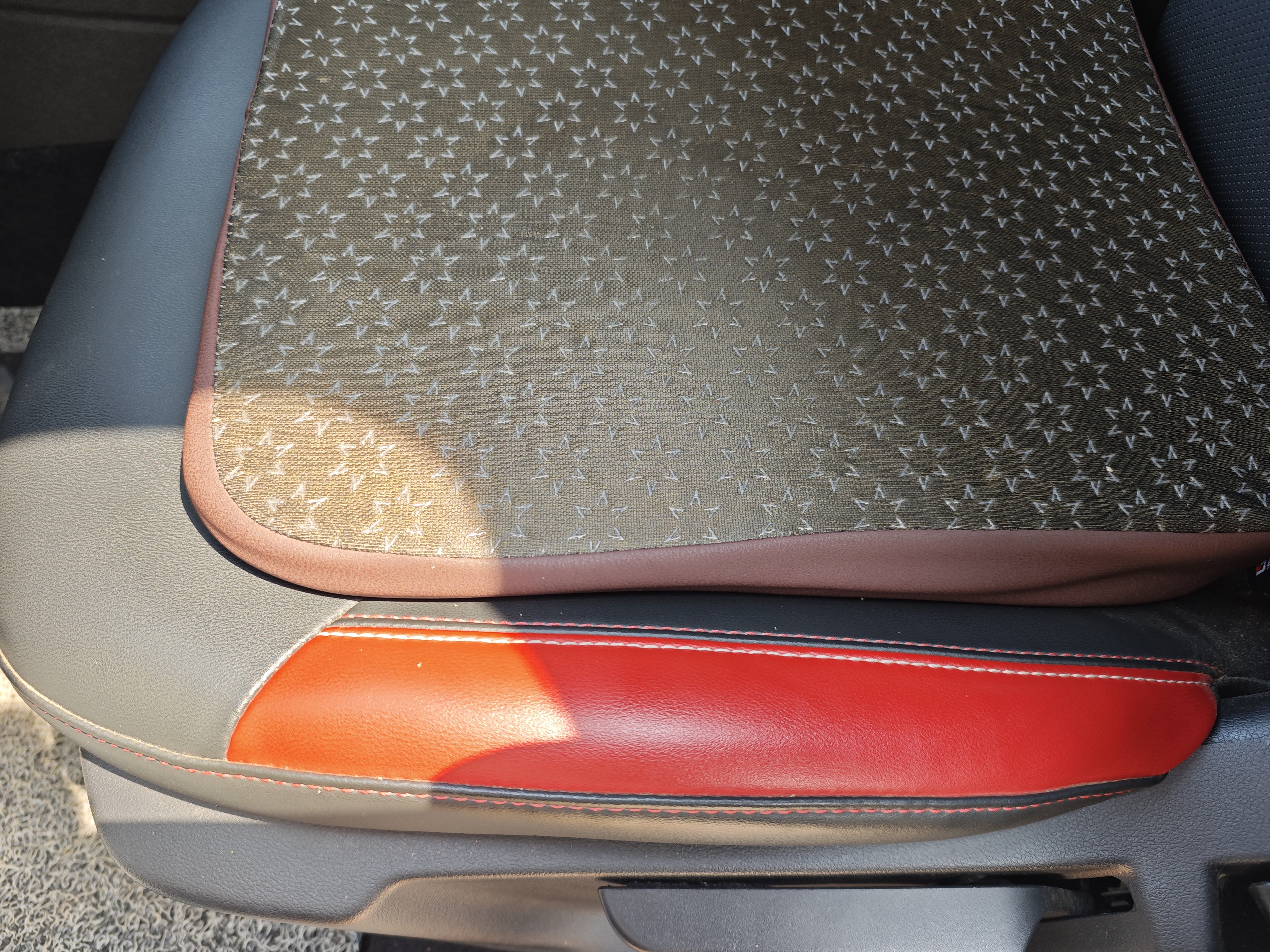 Emgrand GS 2021 car image #6