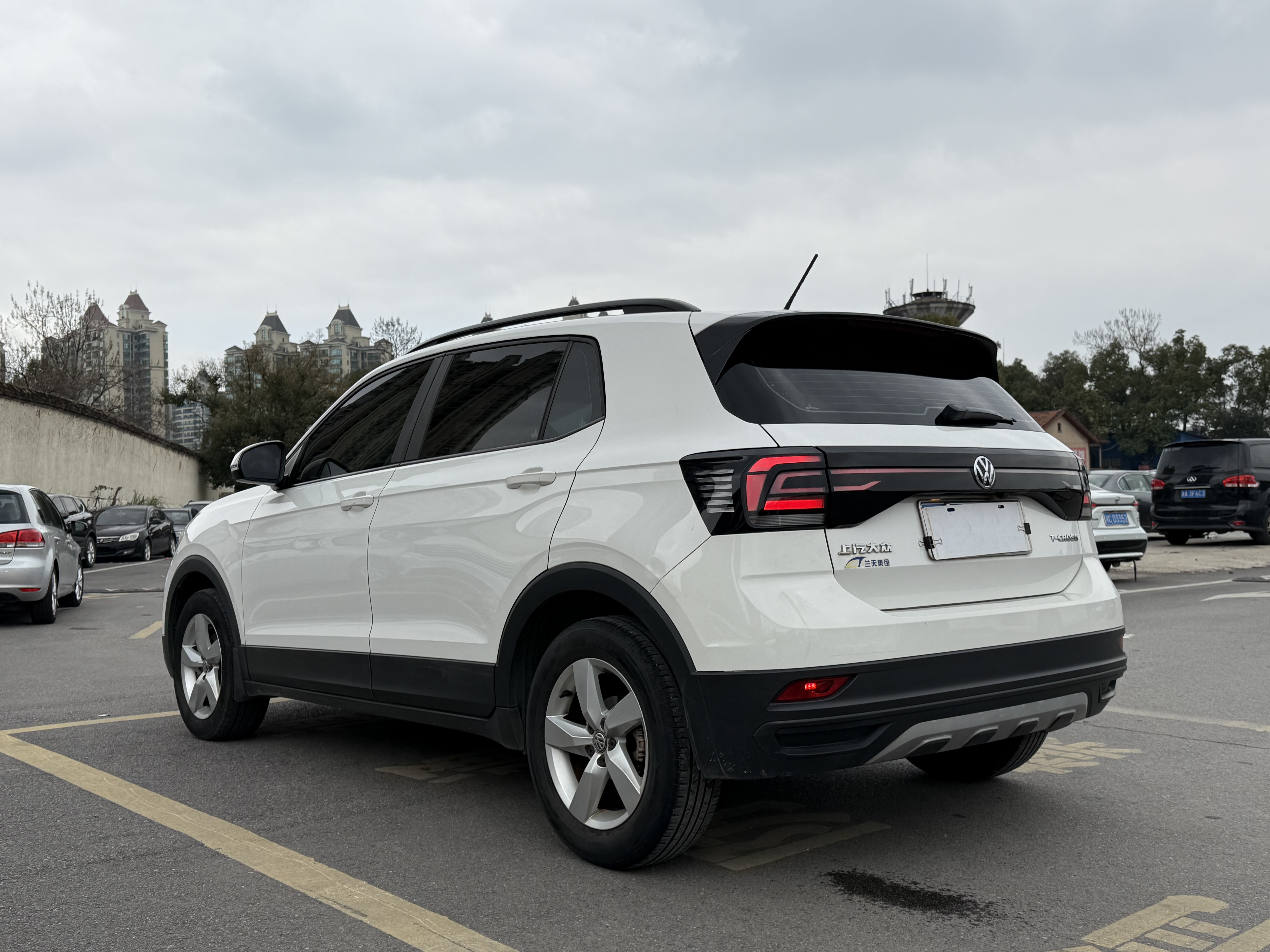 Volkswagen T-Cross 2020 #6 Volkswagen T-Cross 2020 car image #6