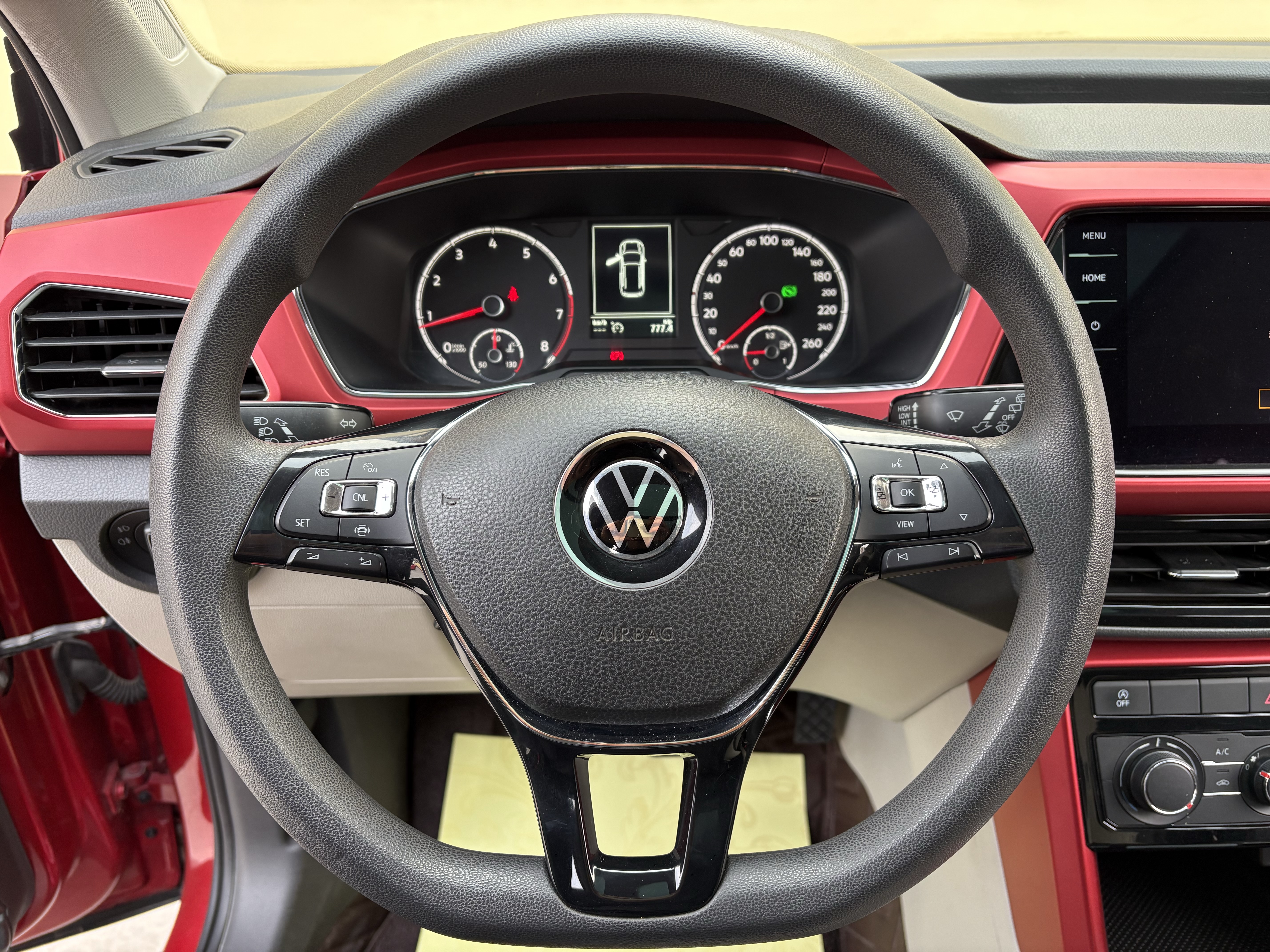 Volkswagen T-Cross 2021 #6 Volkswagen T-Cross 2021 car image #6