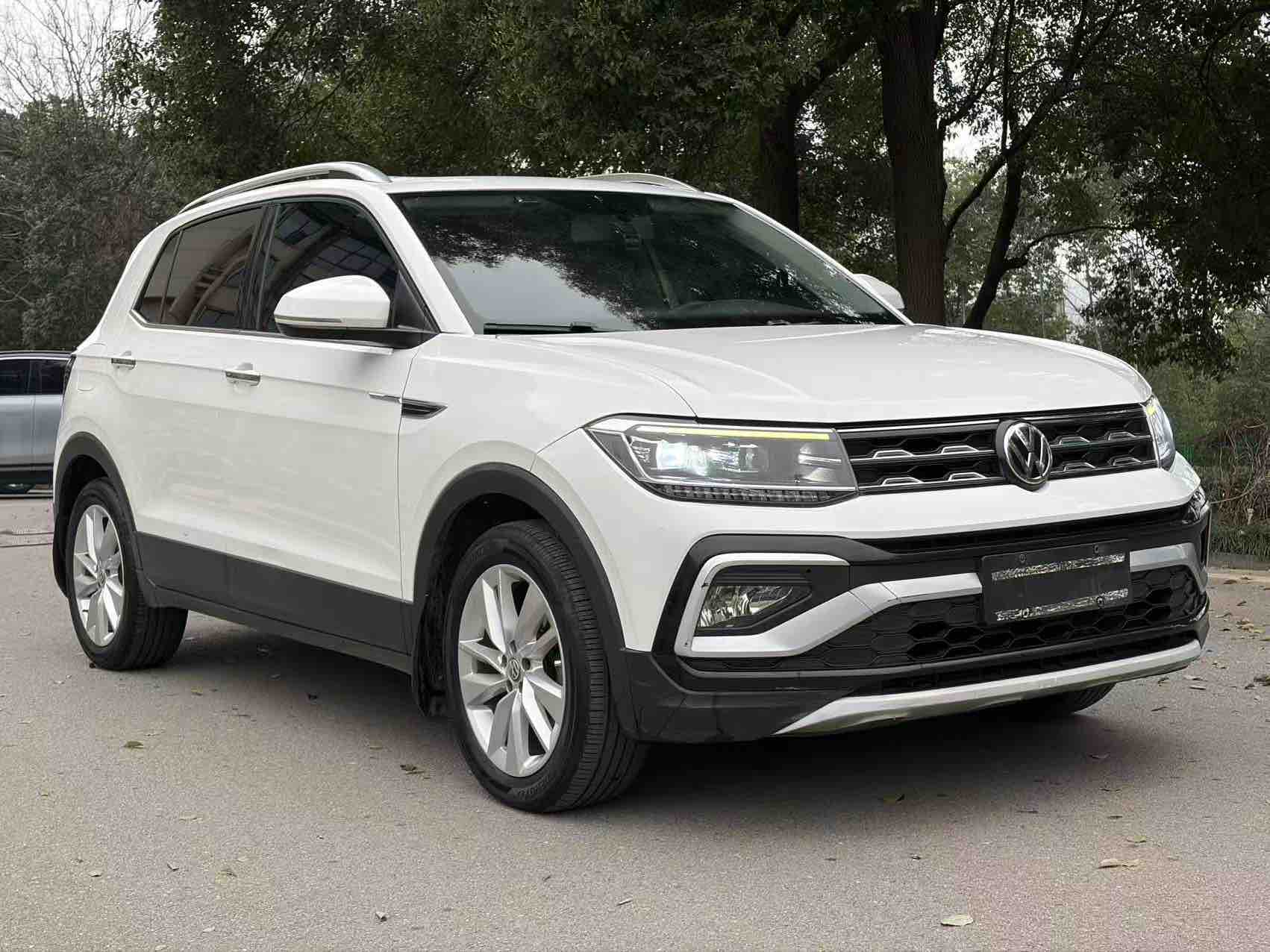 Volkswagen T-Cross 2020 #6 Volkswagen T-Cross 2020 car image #6