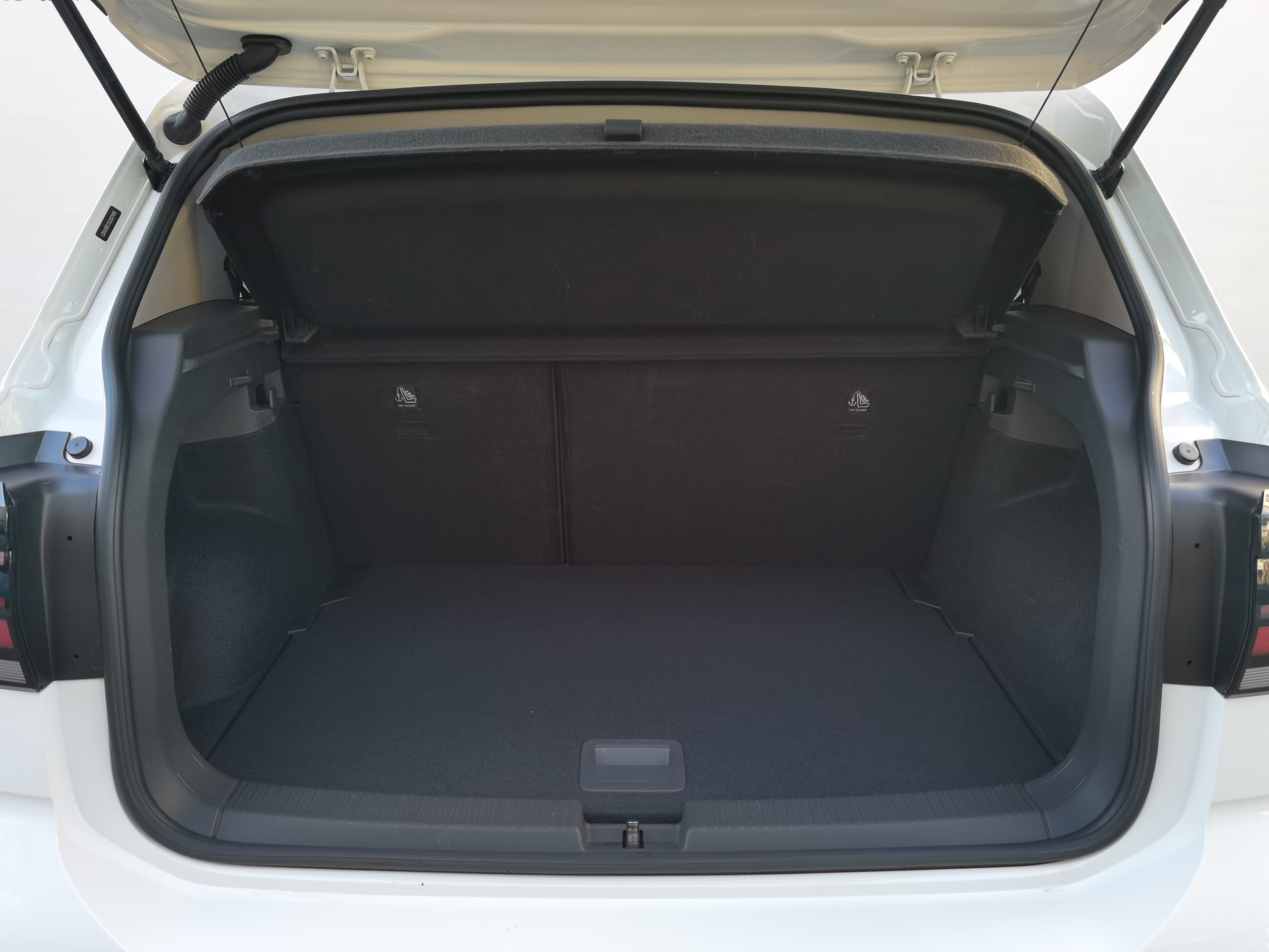 Volkswagen T-Cross 2020 #6 Volkswagen T-Cross 2020 car image #6