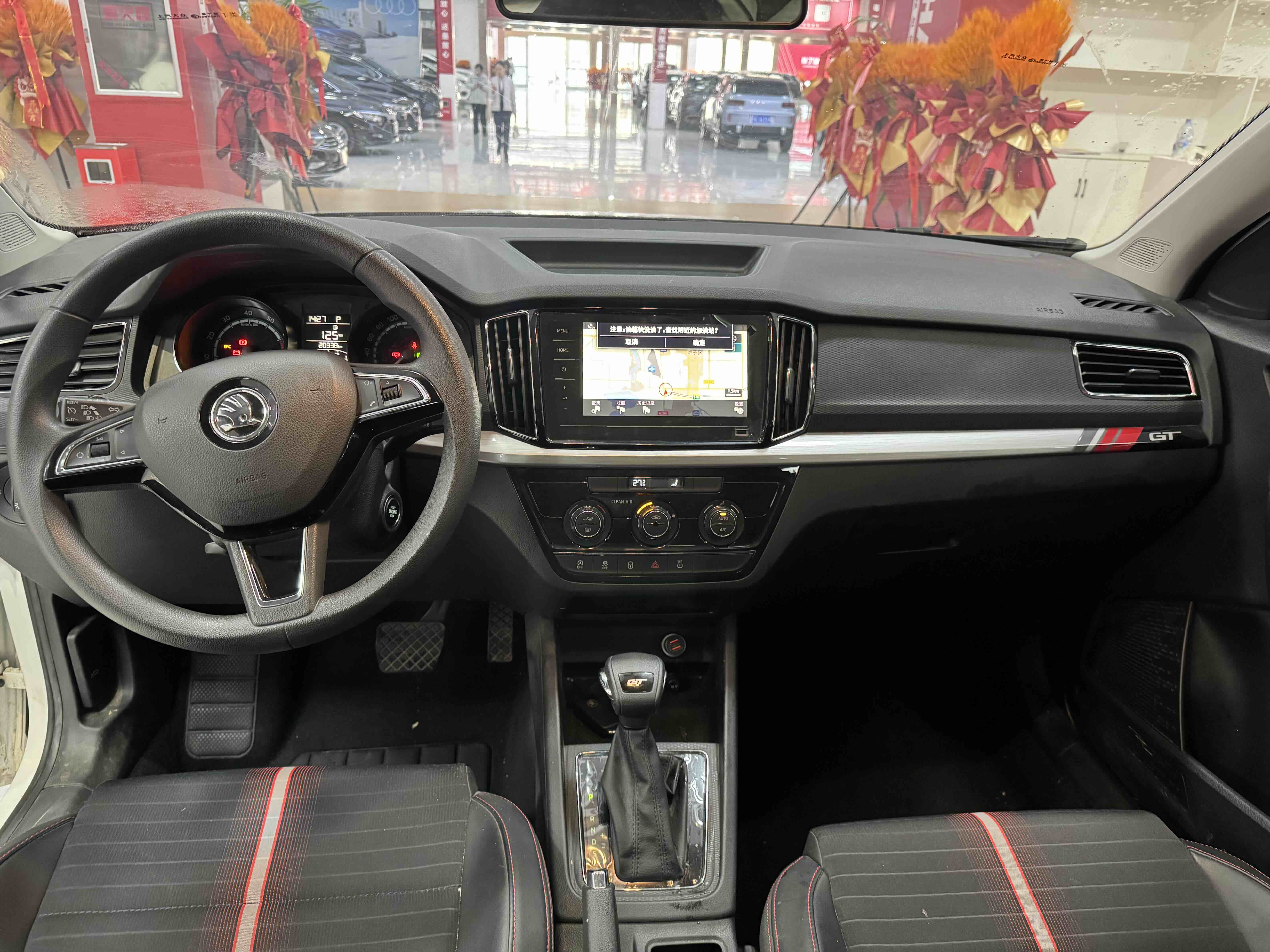 Skoda Kamiq 2021 #6 Skoda Kamiq 2021 car image #6