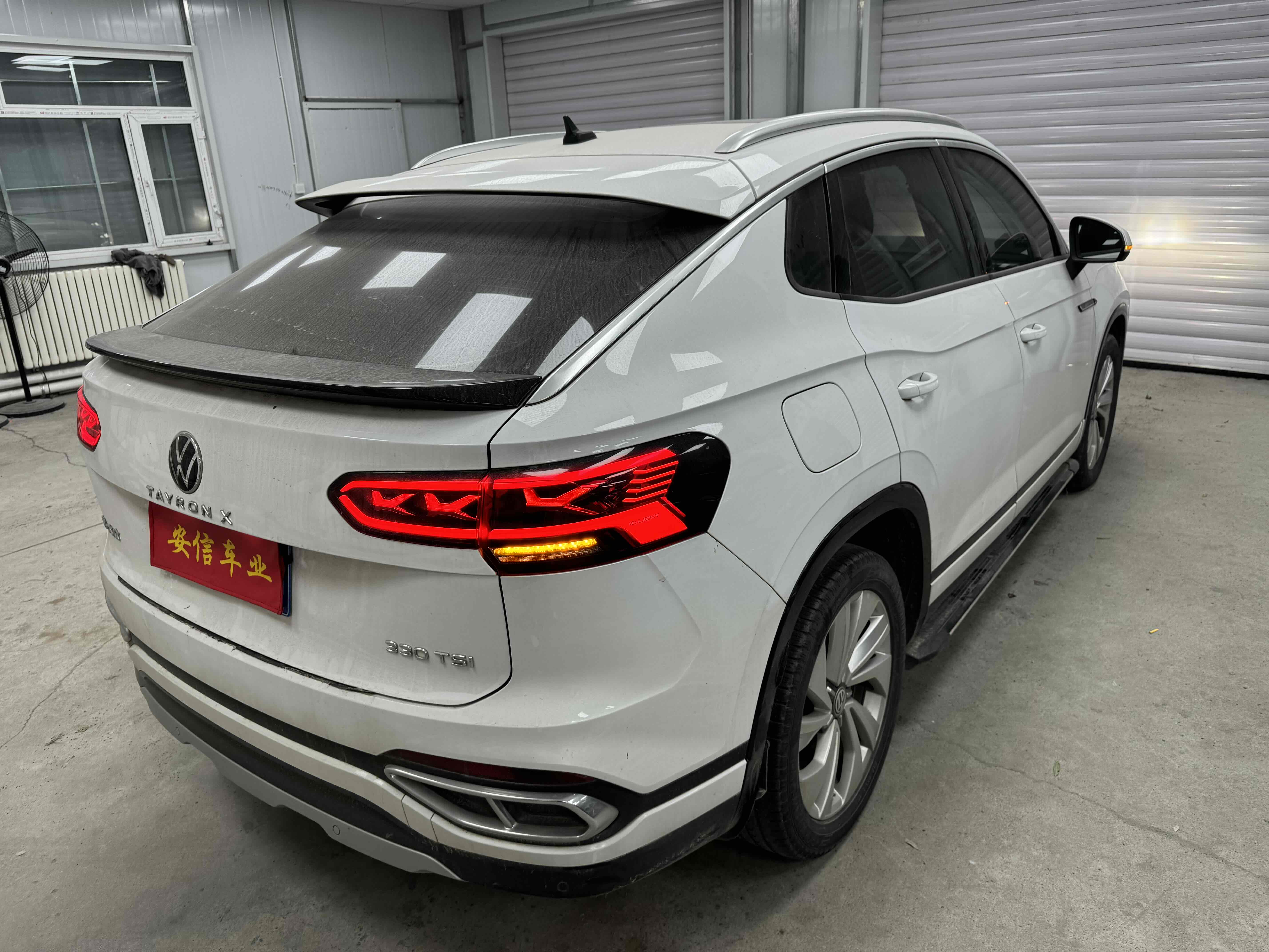 Volkswagen Tayron X 2021 car image #6