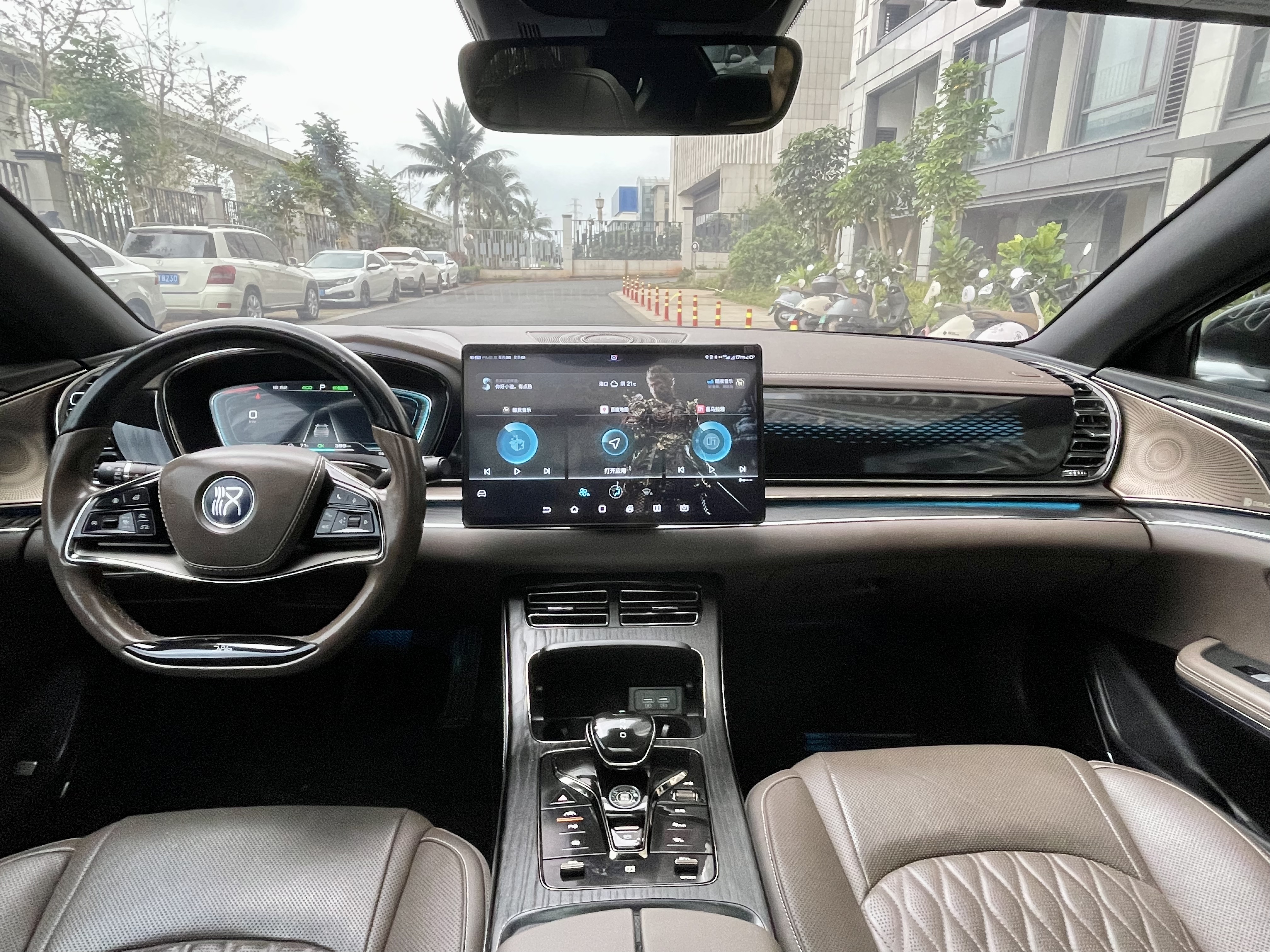BYD Han 2021 #6 BYD Han 2021 car image #6